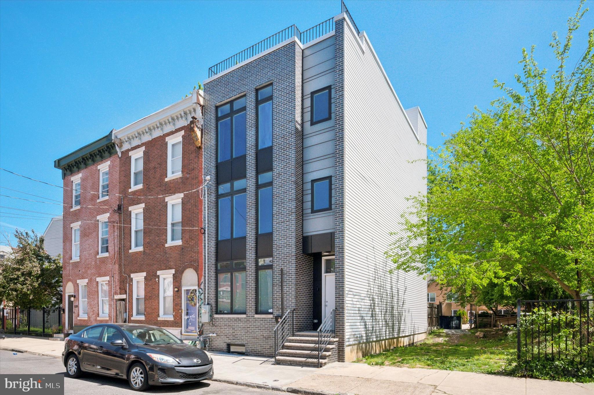 KENSINGTON - Residential