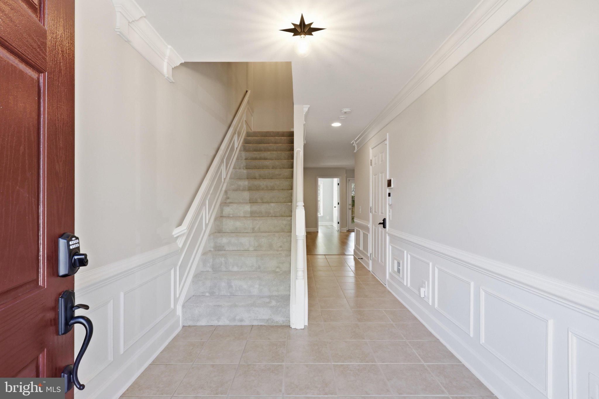 2524 TERRA COTTA CIRCLE