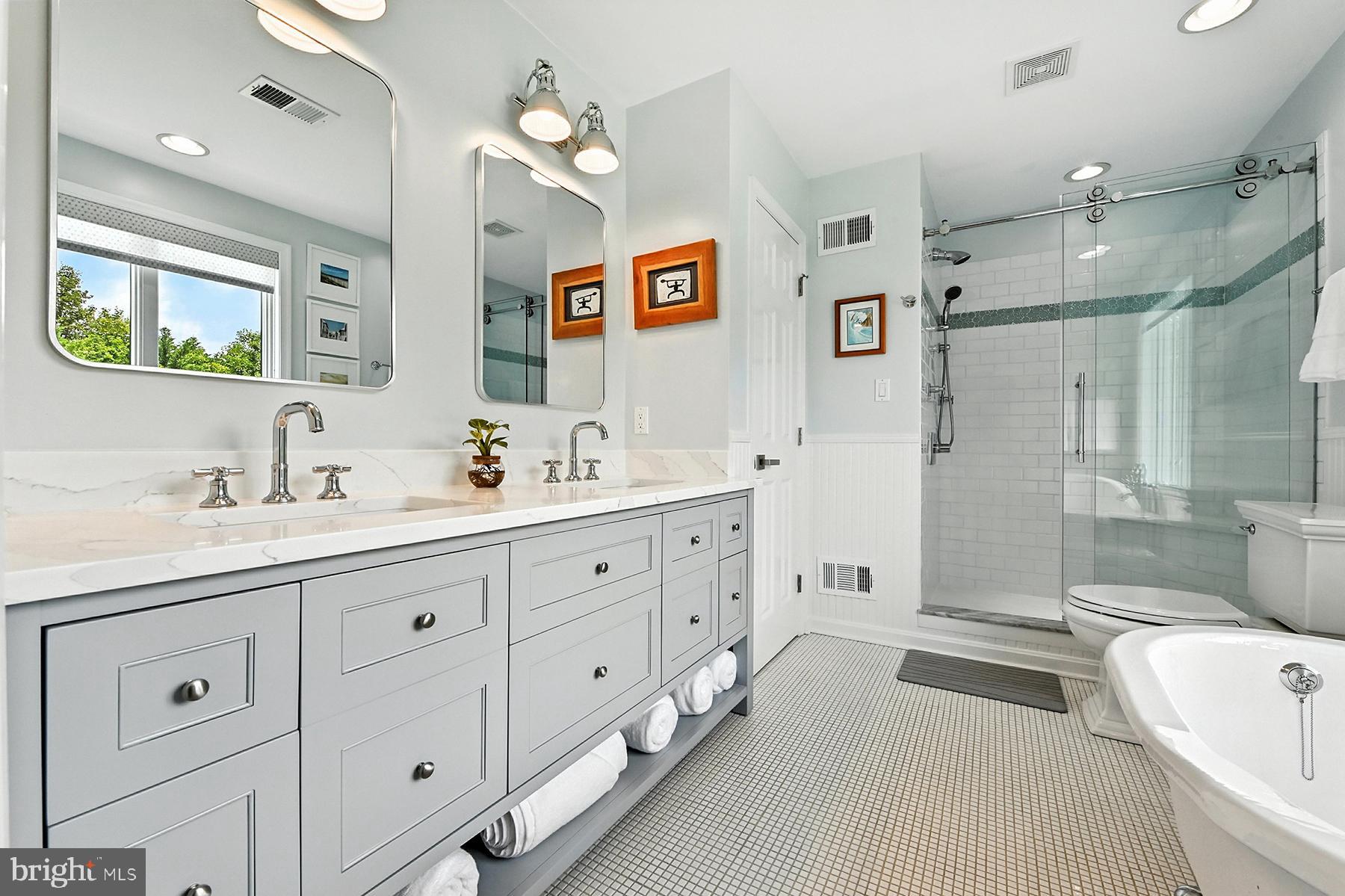 WIMBLEDON FARMS - Residential
