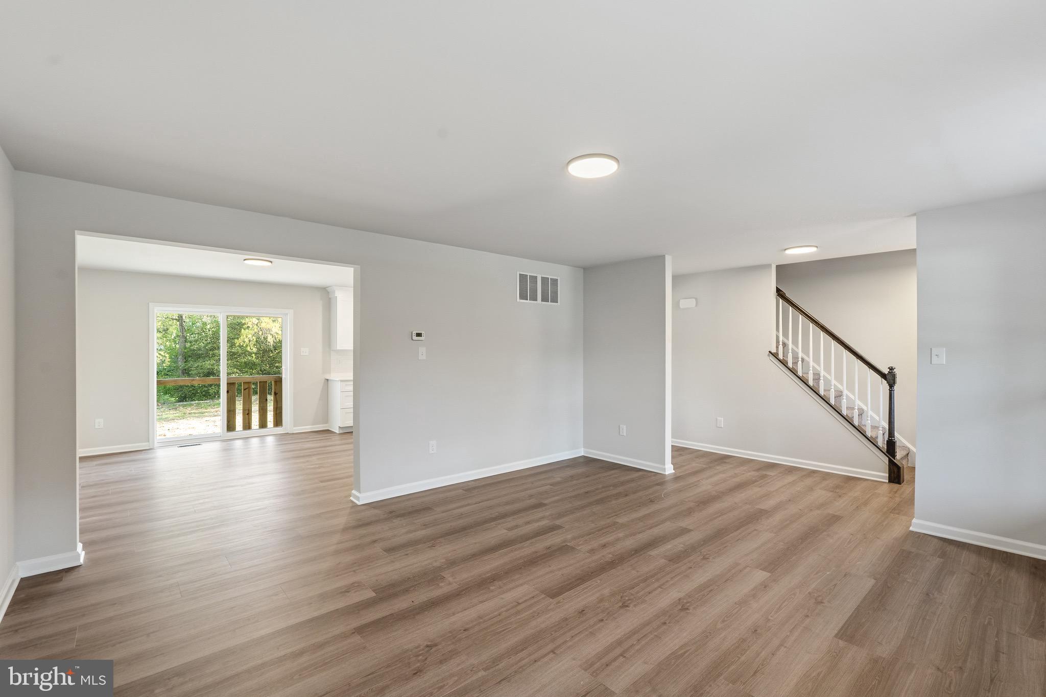 216 LOTUS AVENUE