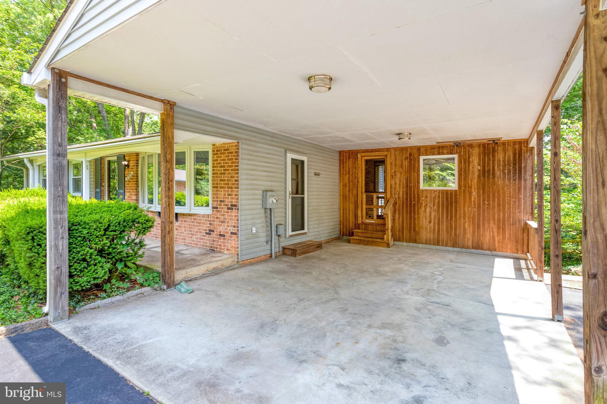 2306 MARLINE COURT