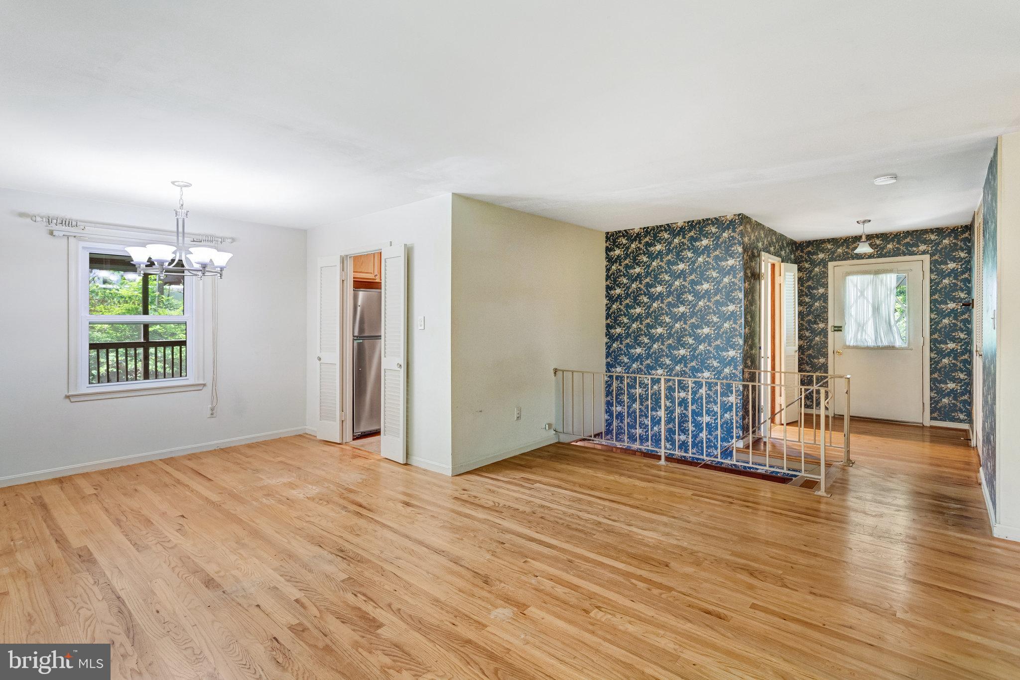 2306 MARLINE COURT