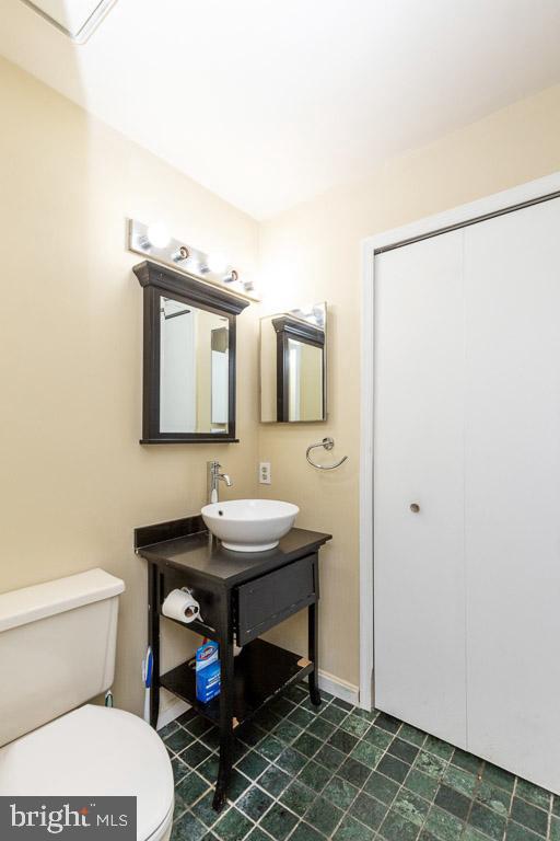 VICTORIA CROSSINGS AT MANCHESTER LAKES - Residential