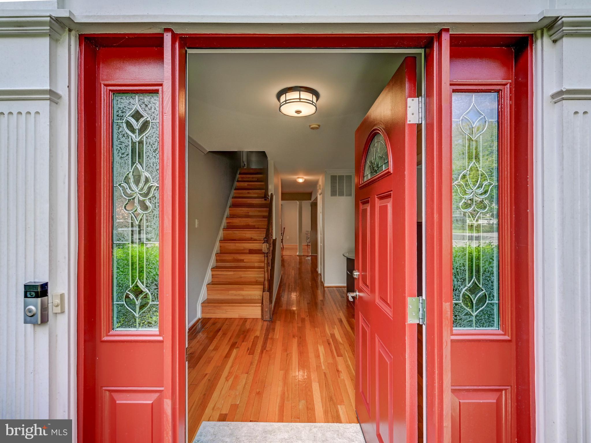 32 OLD CREEK COURT