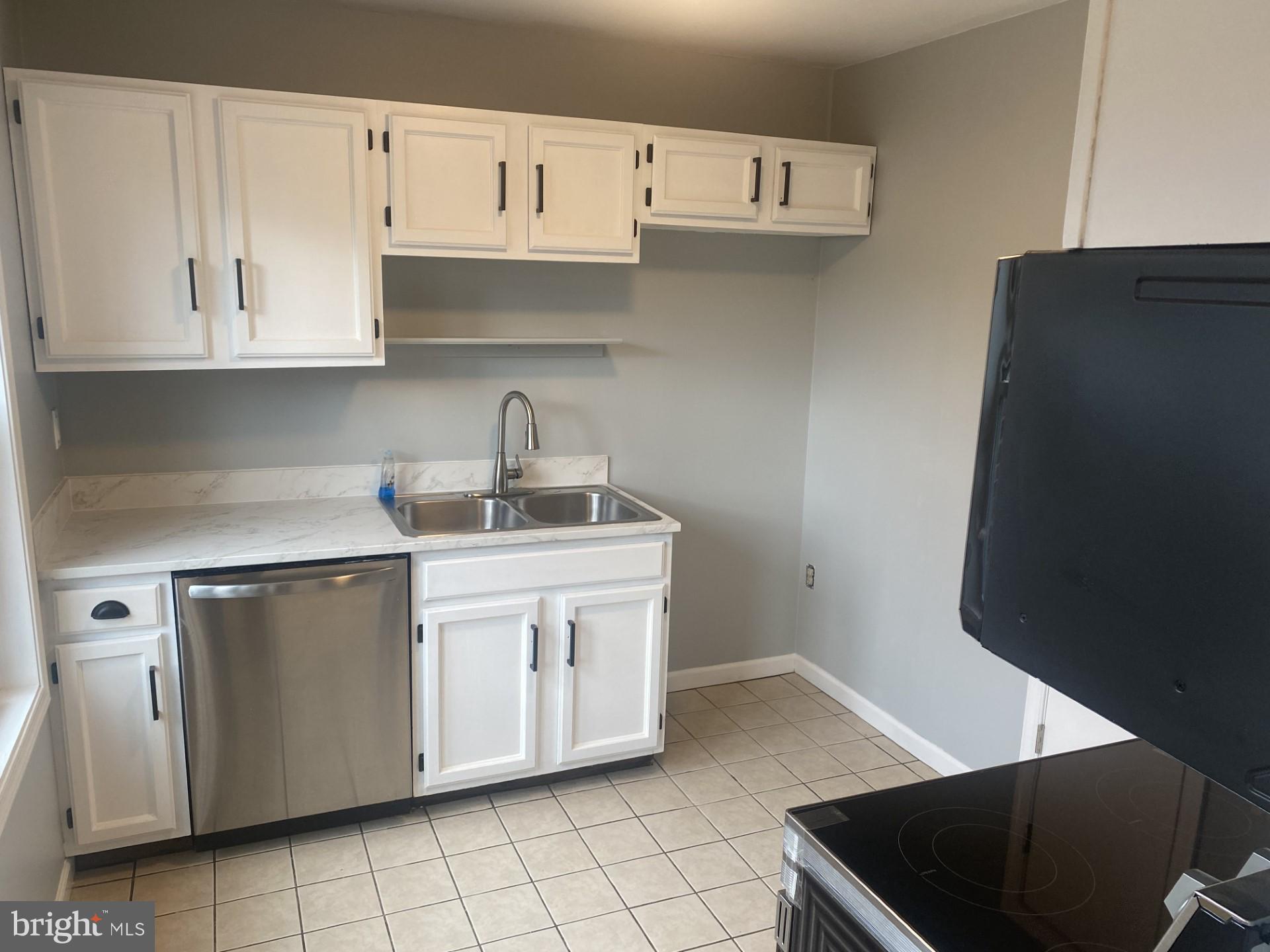VALLEY GREEN VILLAGE WEST - Residential
