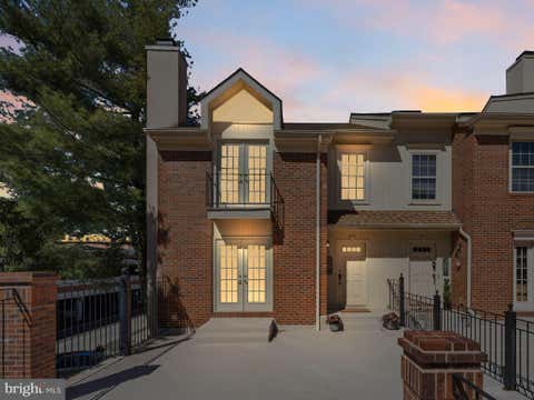 Townhouse For Sale - 5081 Main St St<br/> VOORHEES, NJ 08043