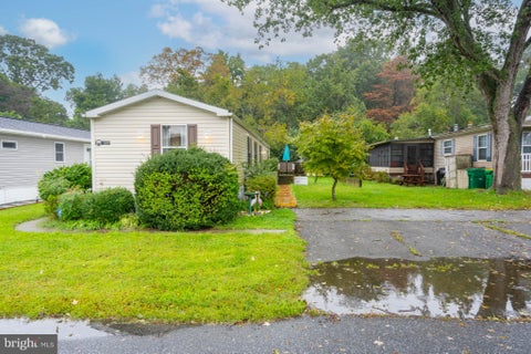 Mobile Home For Sale - 31593 Janice Road<br/> LEWES, DE 19958