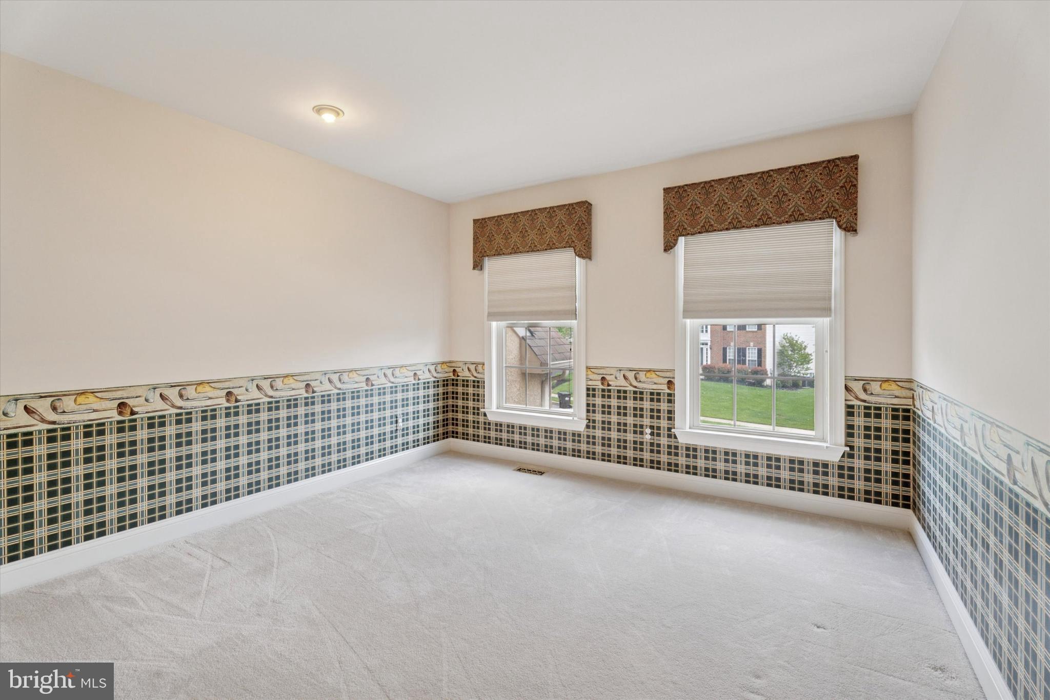 SUNNYBROOK - Residential