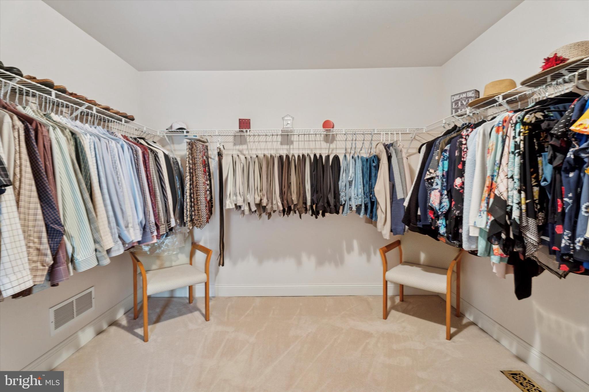 SUNNYBROOK - Residential