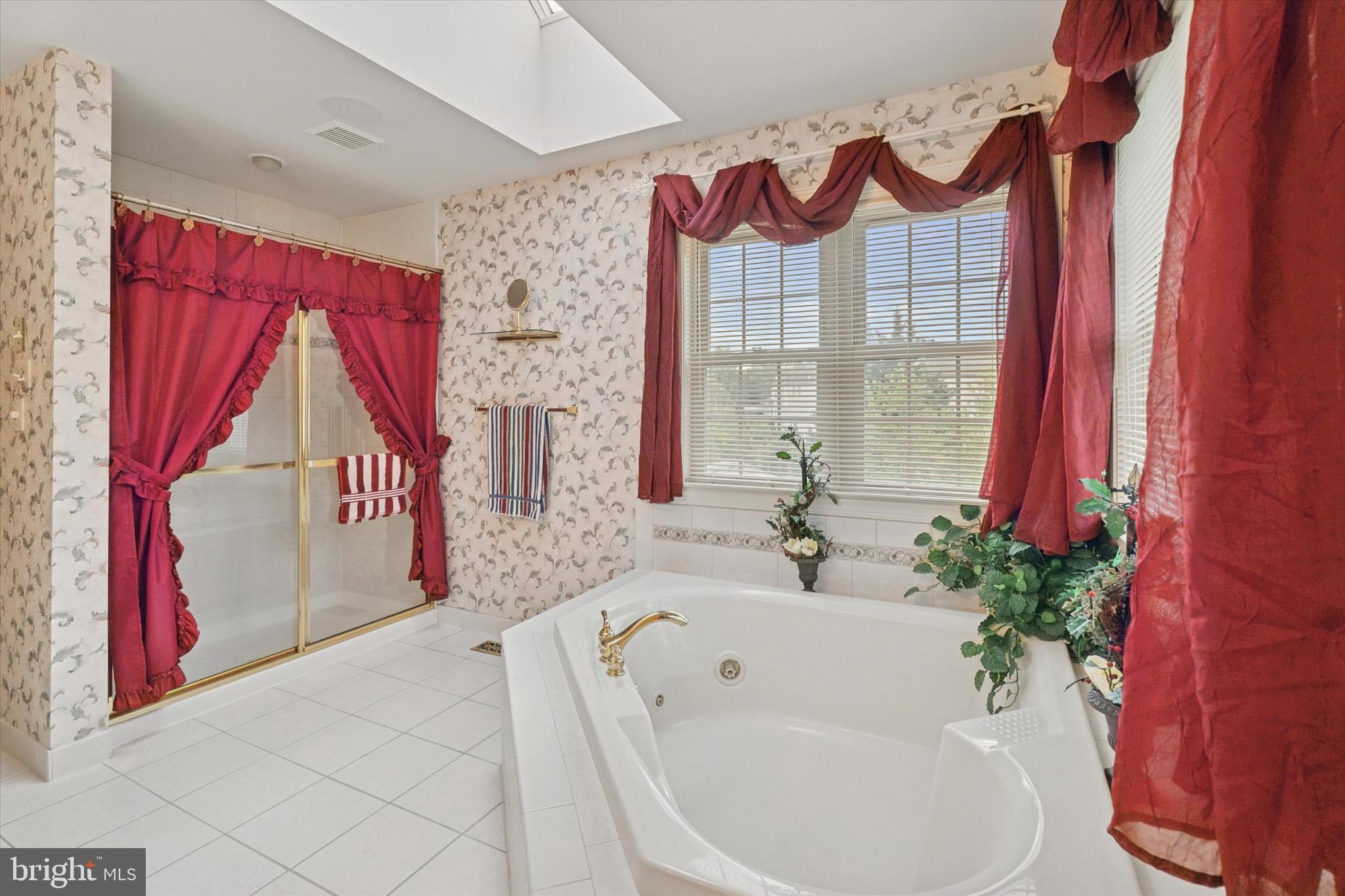 SUNNYBROOK - Residential