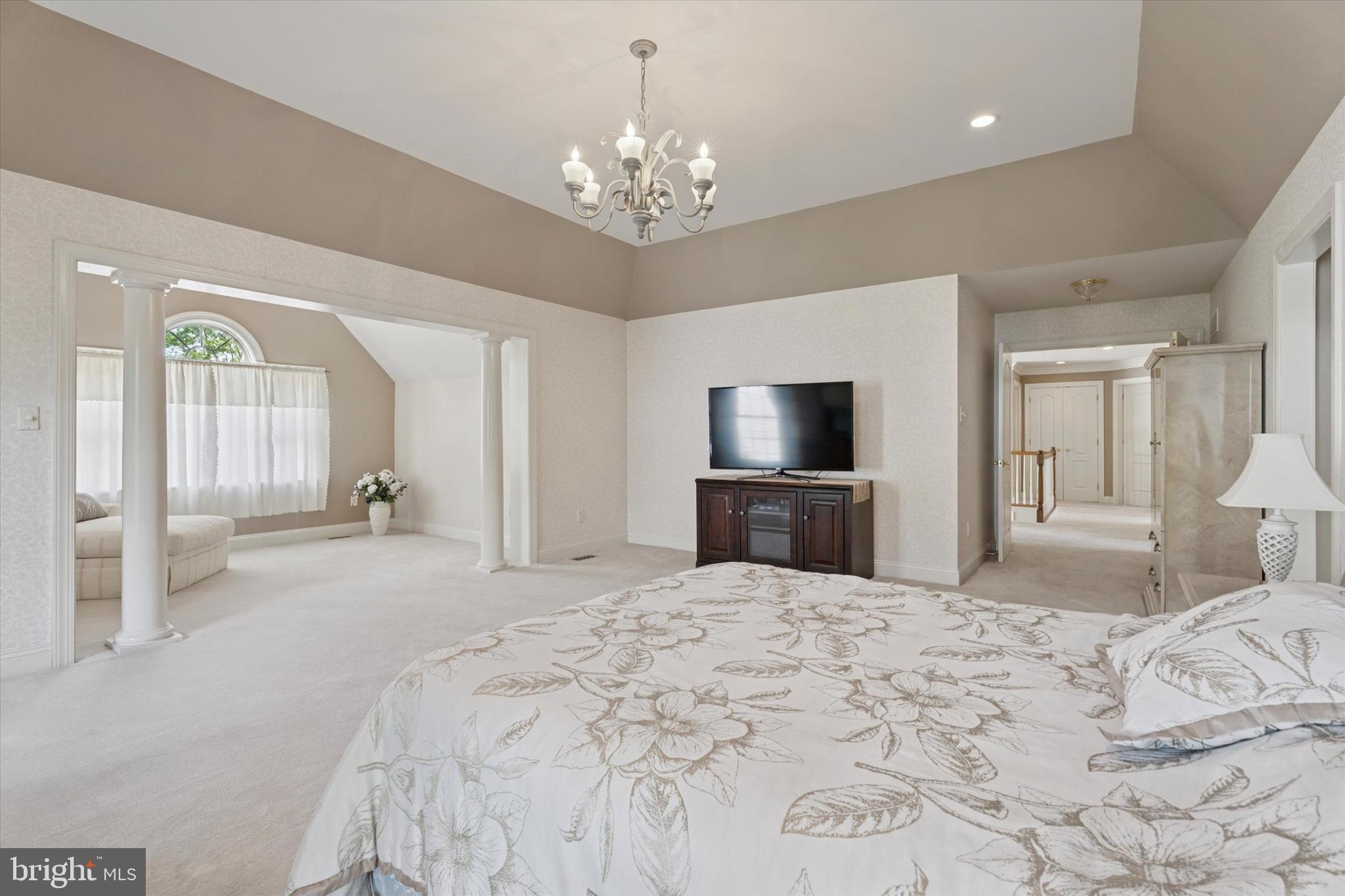 SUNNYBROOK - Residential