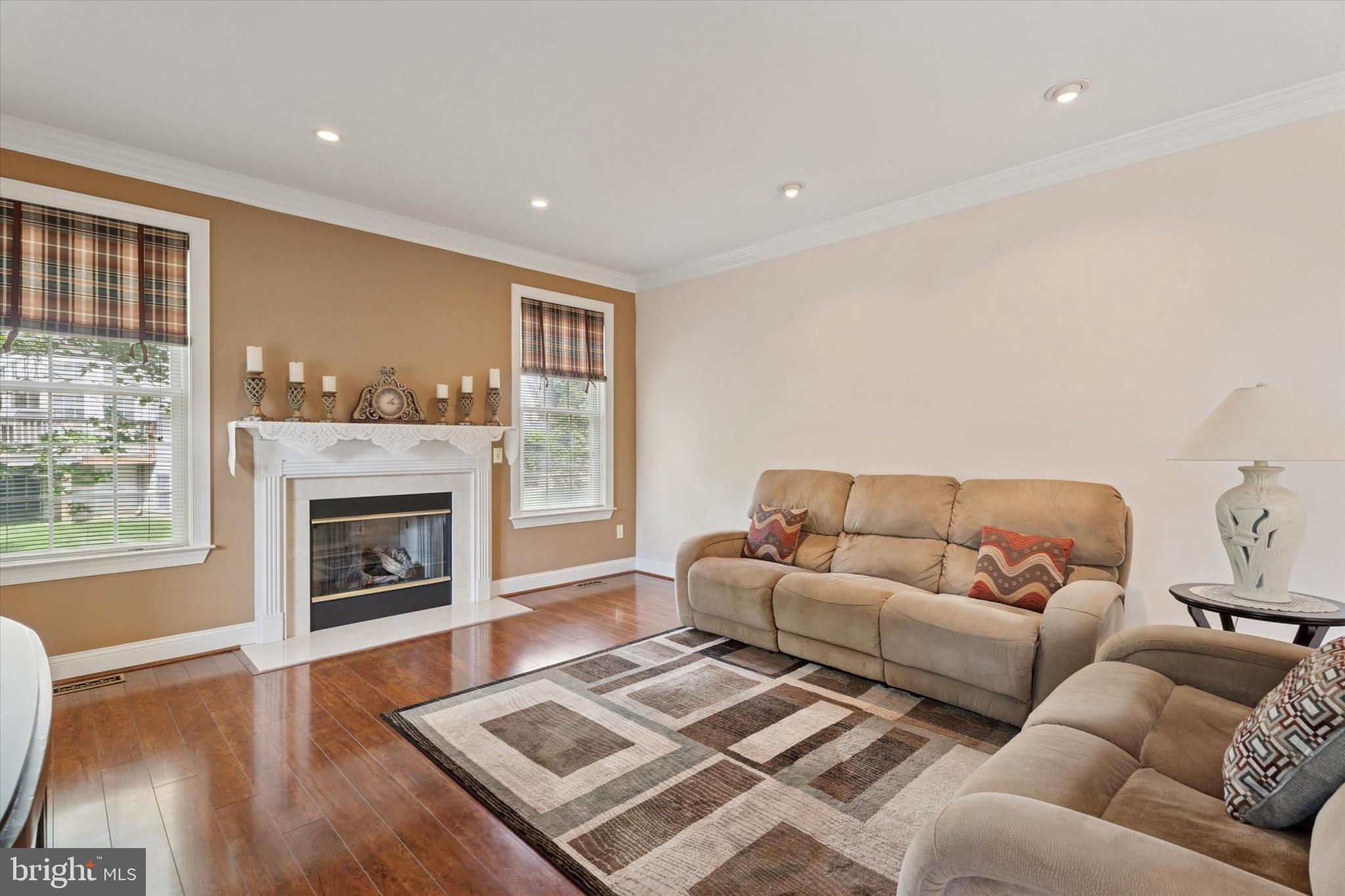 SUNNYBROOK - Residential