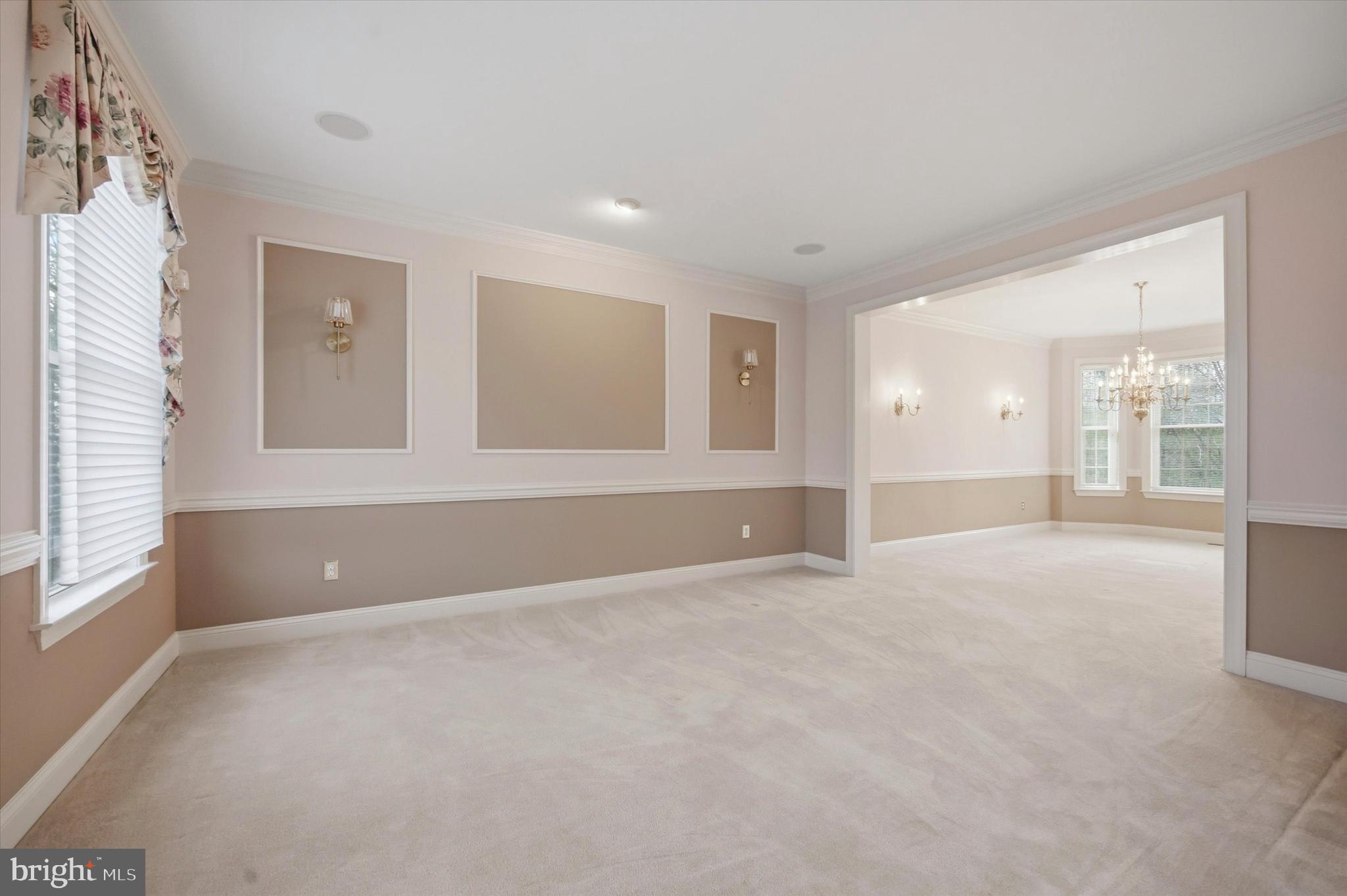 SUNNYBROOK - Residential