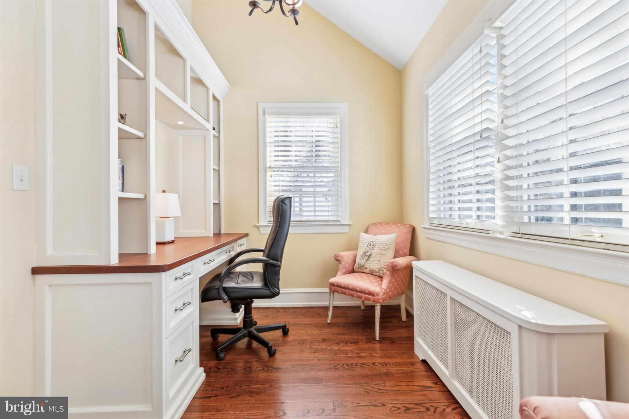 BRYN MAWR - Residential