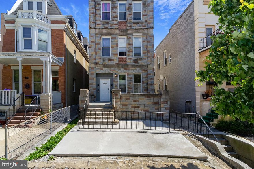 Recently renovated 2 bedroom 2 bathroom apartment located in Reservoir Hill!  Located blocks from Park at Ducatel St and Dorothy I Height Elementary School!