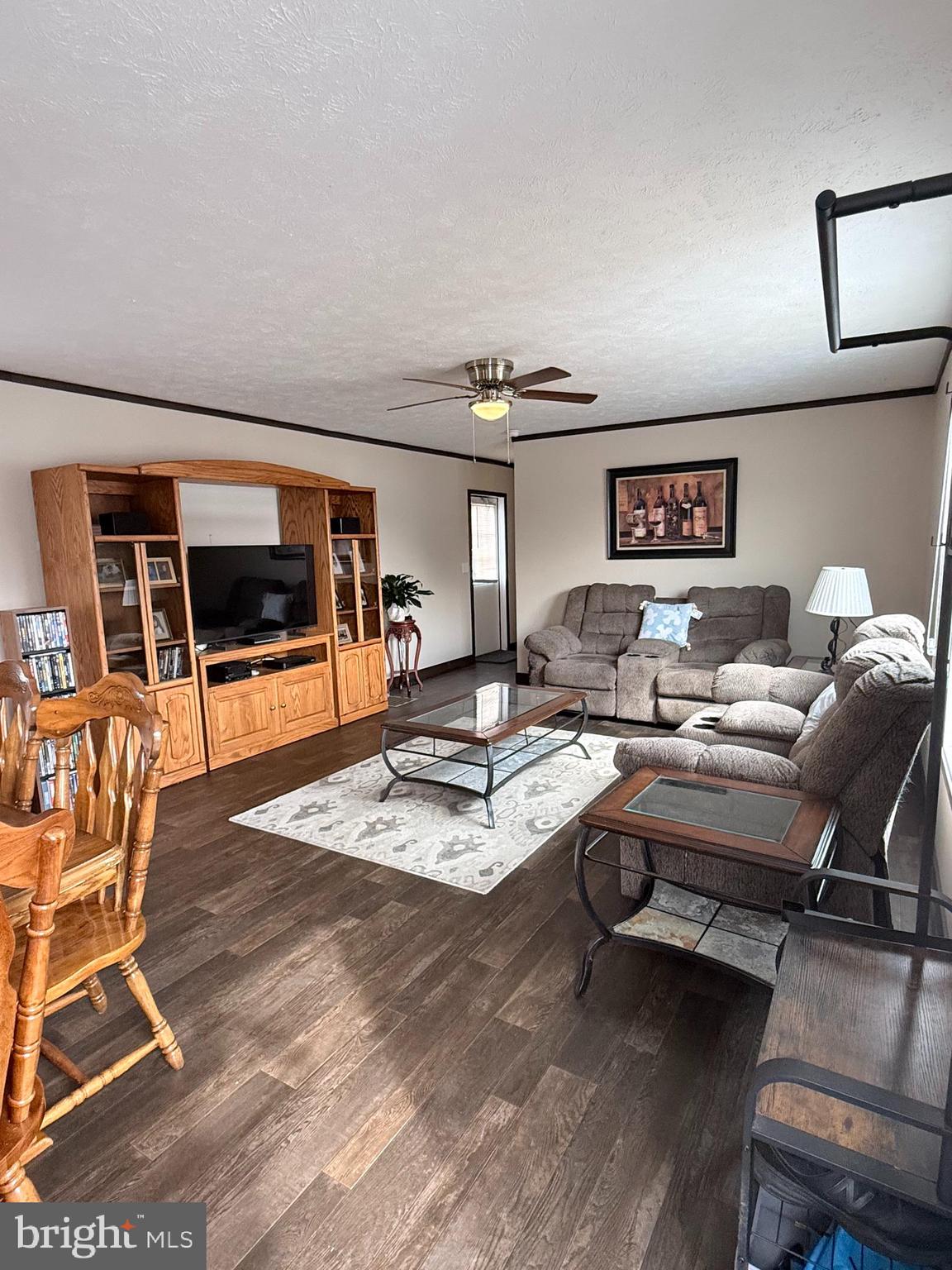 HUB COURT EAST - Residential