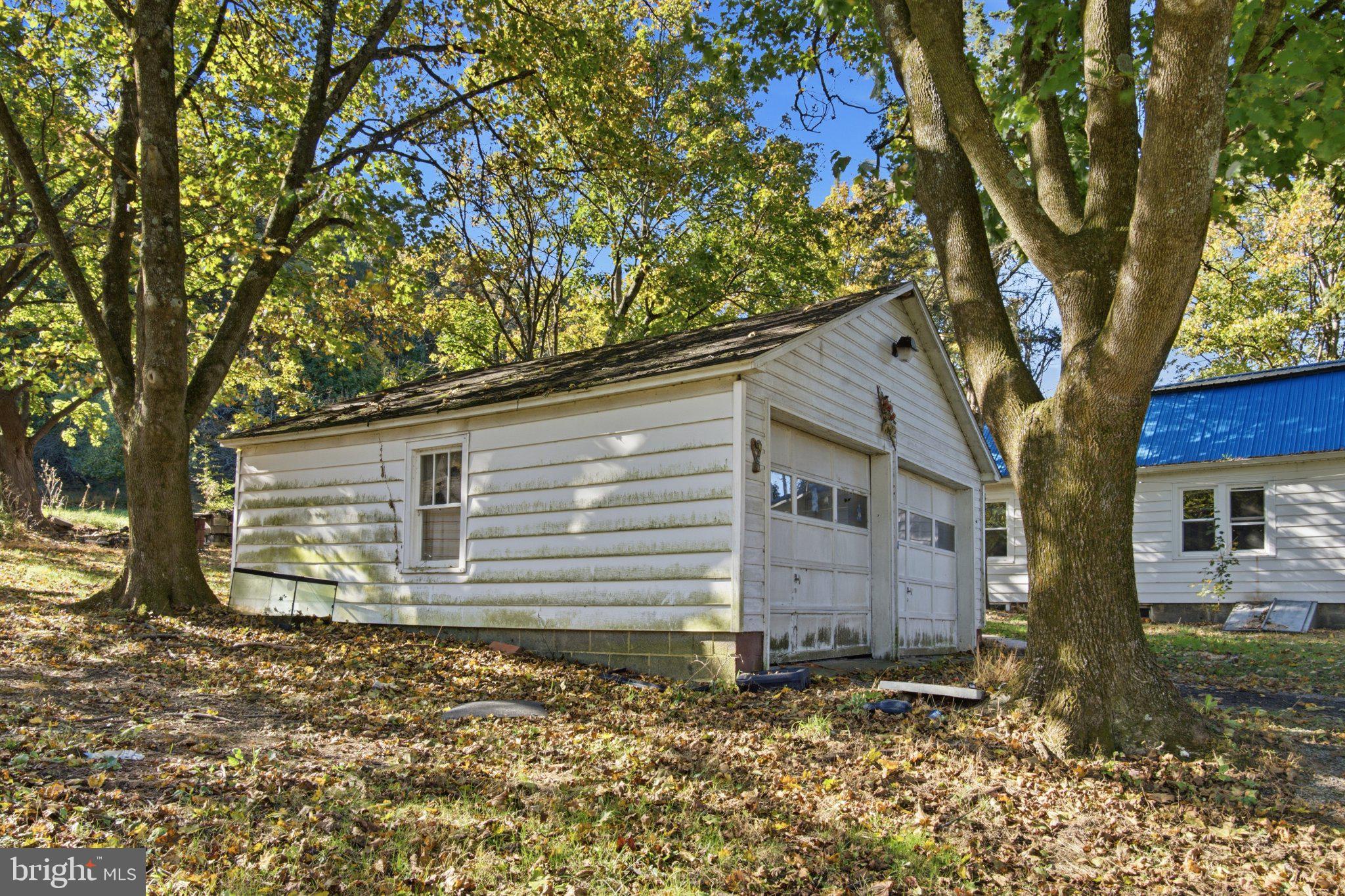 6537 MIDDLE ROAD PARCEL 1