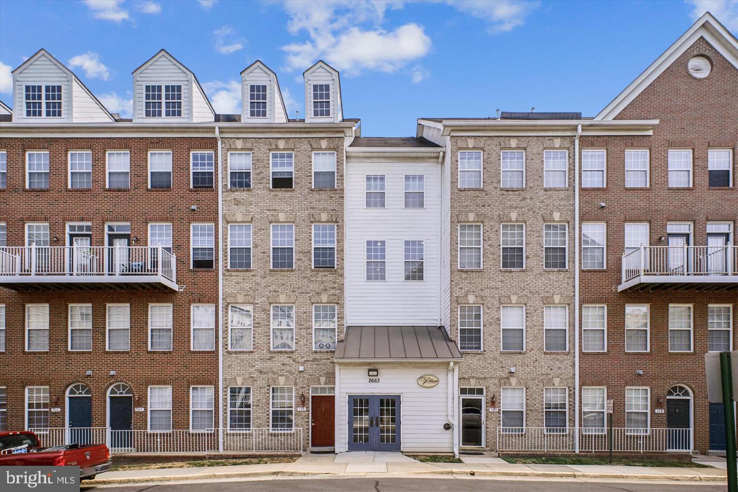 WESTBRIAR PLAZA - Residential Lease