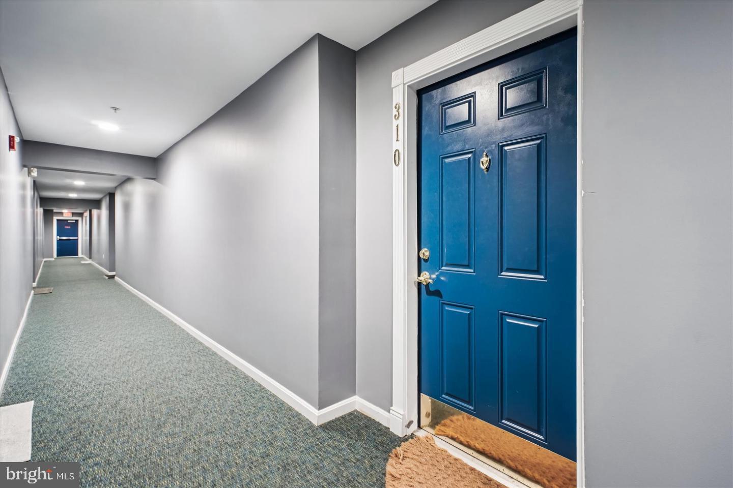 WESTBRIAR PLAZA - Residential Lease