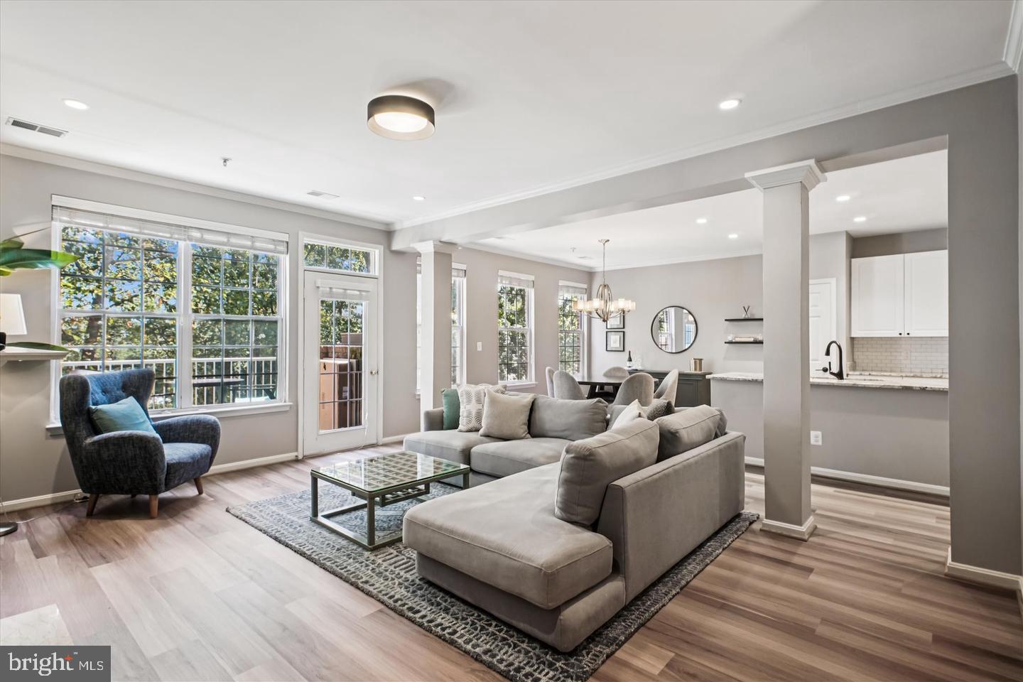 2663 MANHATTAN PLACE 310