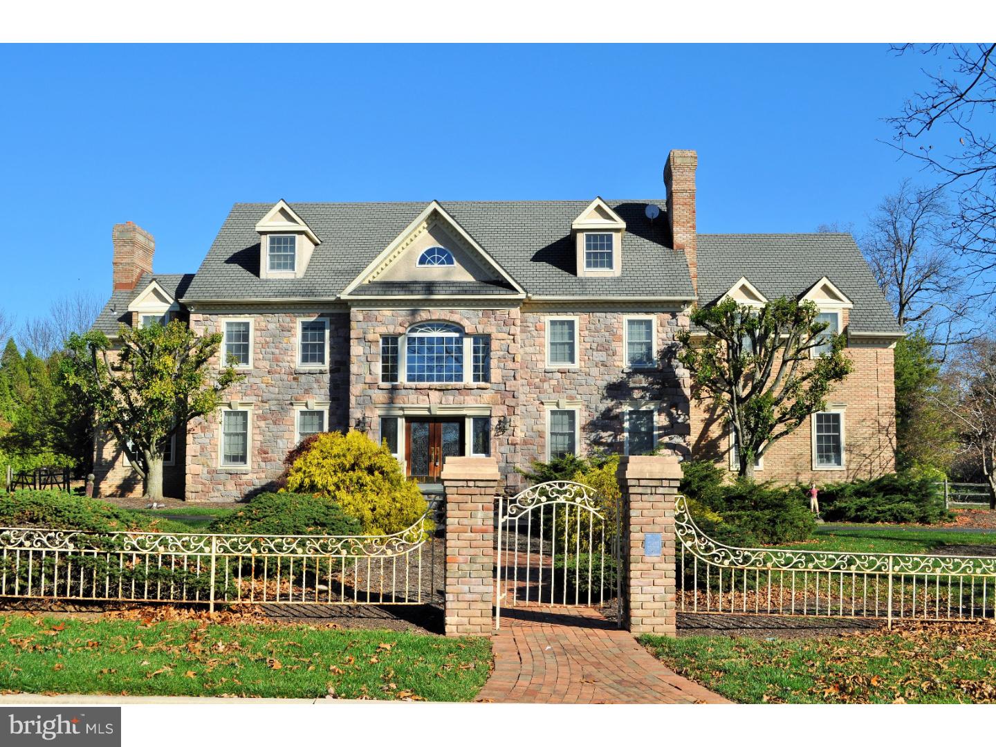 WILLOW RUN - Residential