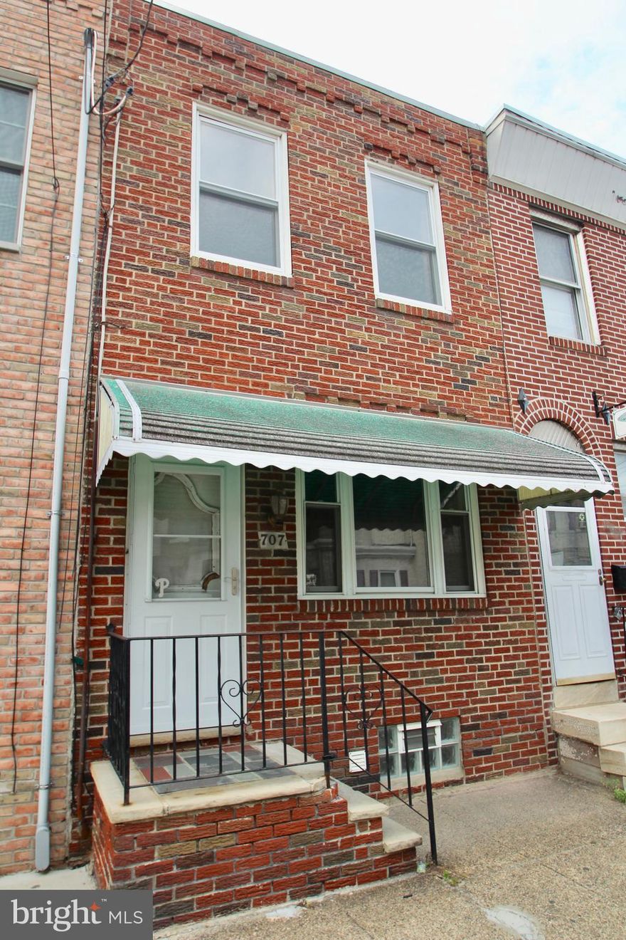 There's still a few left!  Clean shell in the heart of real Fishtown ready to go.   Gutted, cleaned + ready for you to complete.  Brick facade in great condition, open floor plan.  Gas, water + electric in building.  Renovate or bump out and add a 3rd story to maximize the potential.   Being sold in "as-is" condition, clean title, not a bank owned unit.