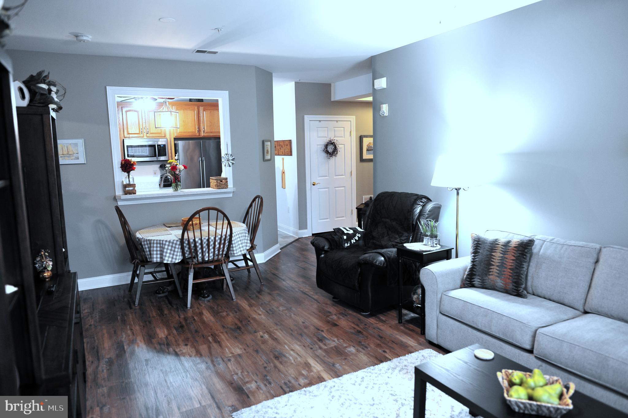 CREEKSIDE VILLAGE - Residential