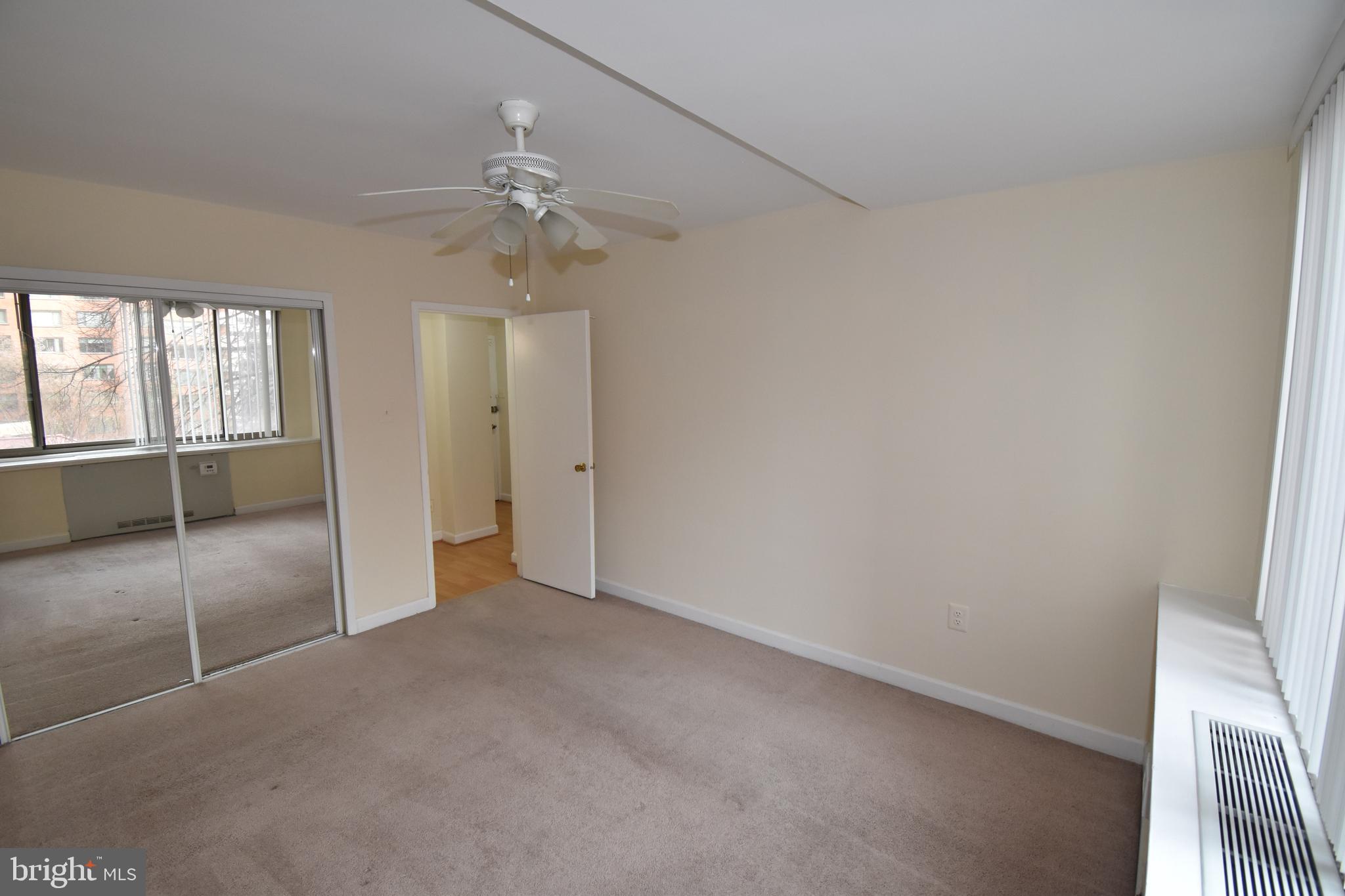 RIVER PLACE - Residential