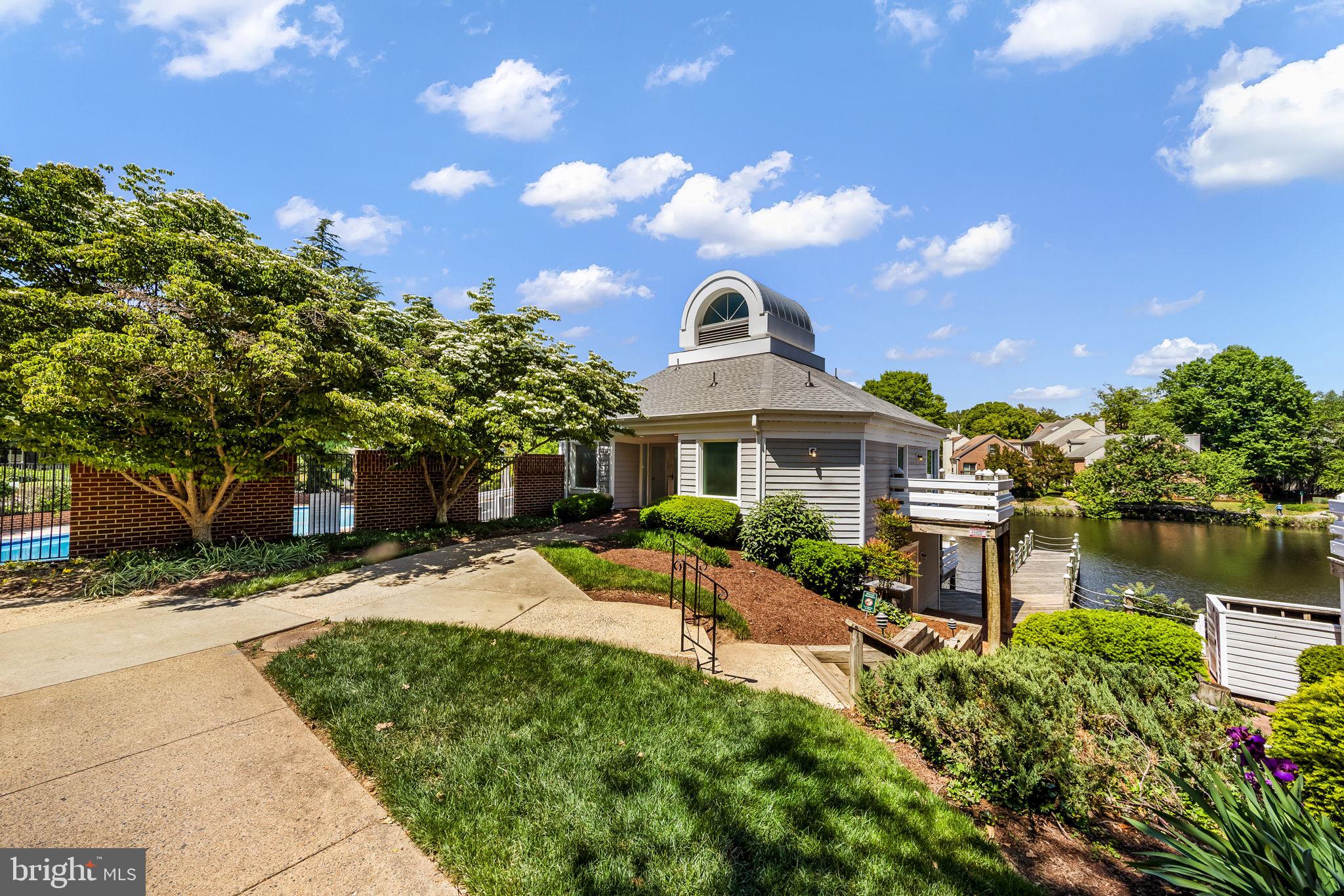 YACHT CLUB AT SEQUOIA VILLAGE - Residential