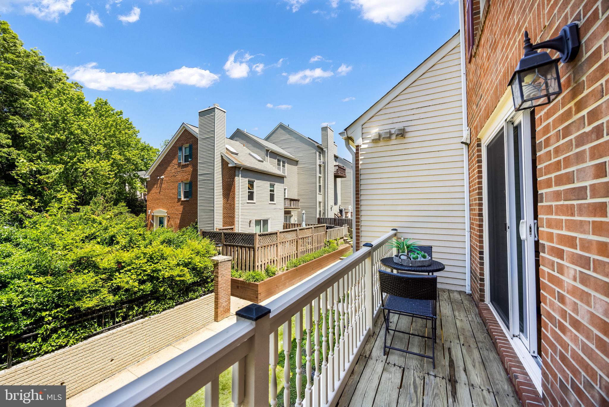 7595 CHRISLAND COVE