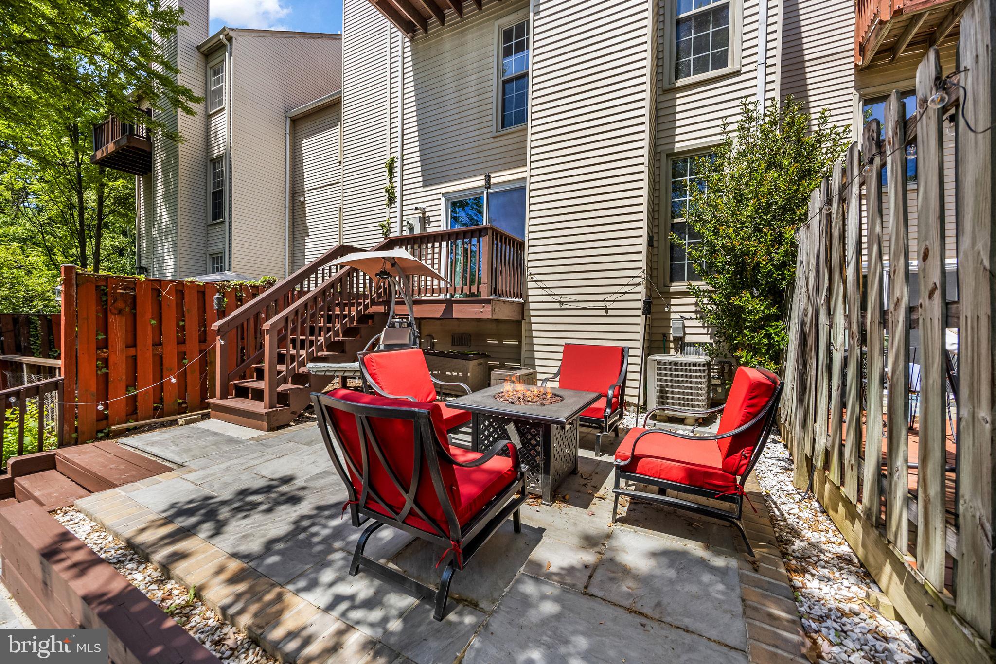 YACHT CLUB AT SEQUOIA VILLAGE - Residential