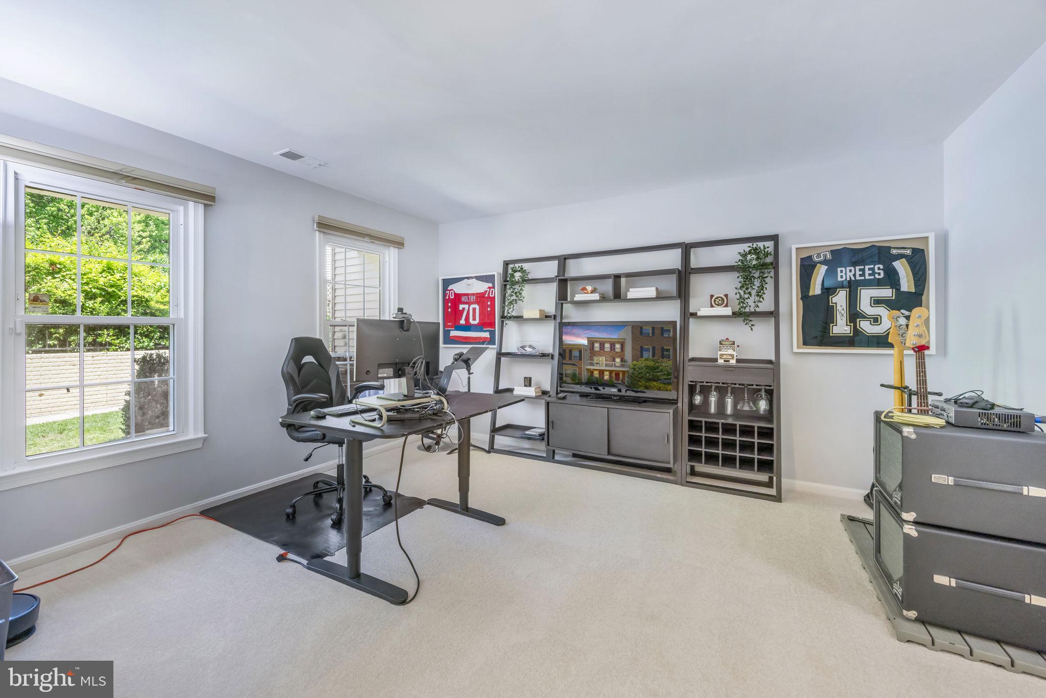 YACHT CLUB AT SEQUOIA VILLAGE - Residential
