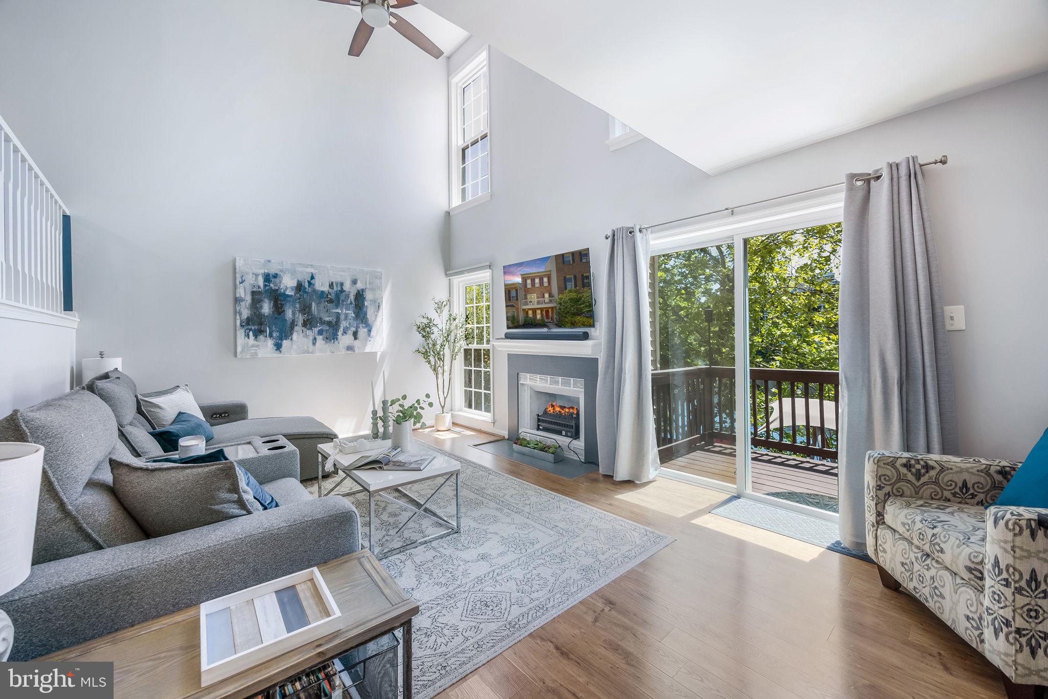 YACHT CLUB AT SEQUOIA VILLAGE - Residential