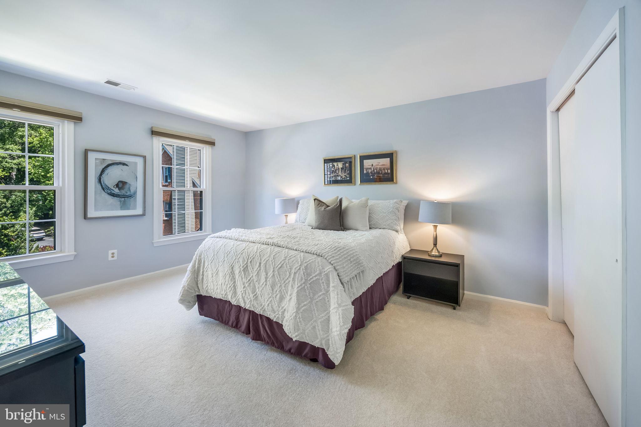 YACHT CLUB AT SEQUOIA VILLAGE - Residential