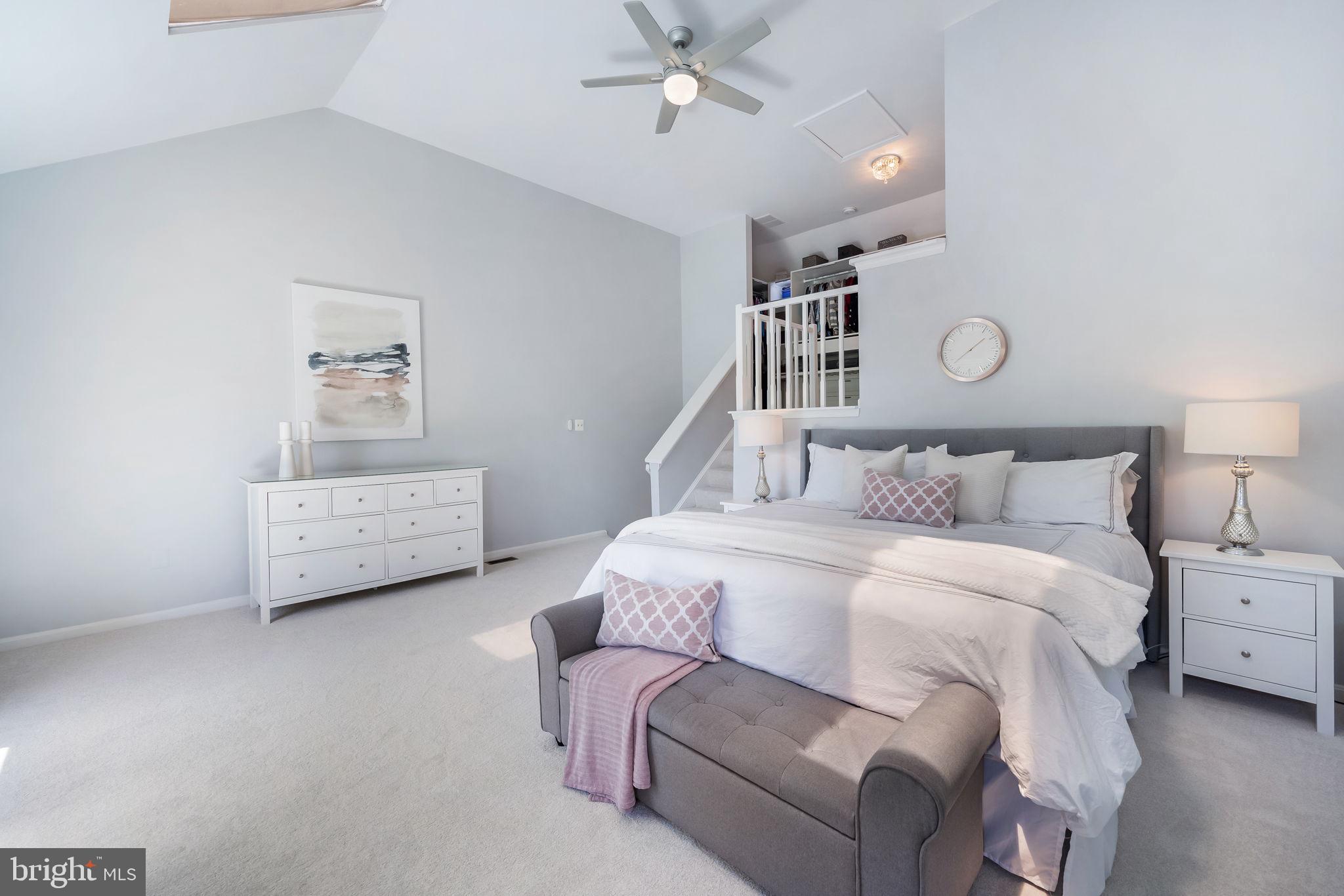 YACHT CLUB AT SEQUOIA VILLAGE - Residential