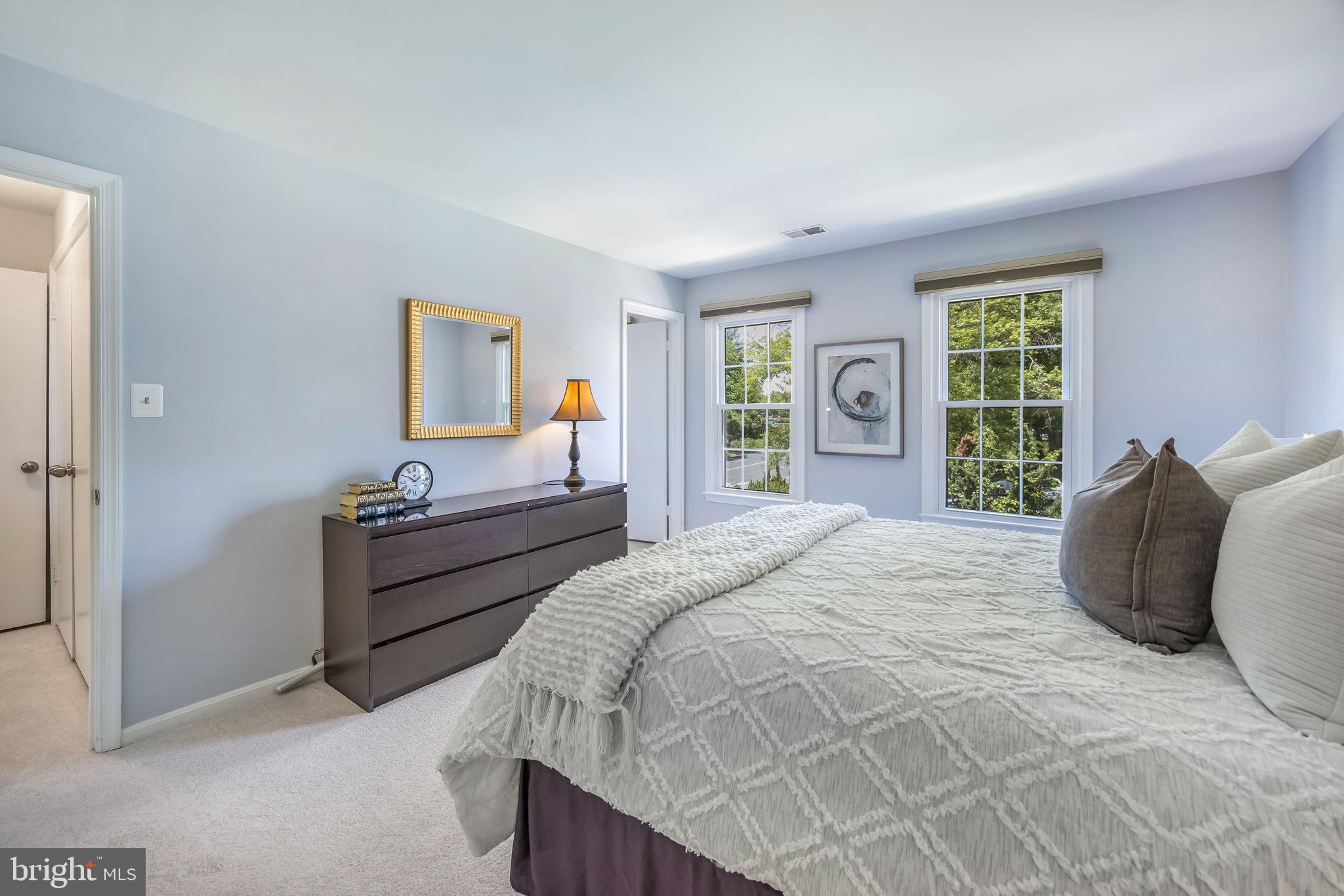 YACHT CLUB AT SEQUOIA VILLAGE - Residential