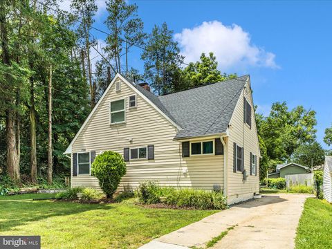 Photo of 13102 Atlantic Avenue, ROCKVILLE, MD 20851 (MLS # MDMC2188610)