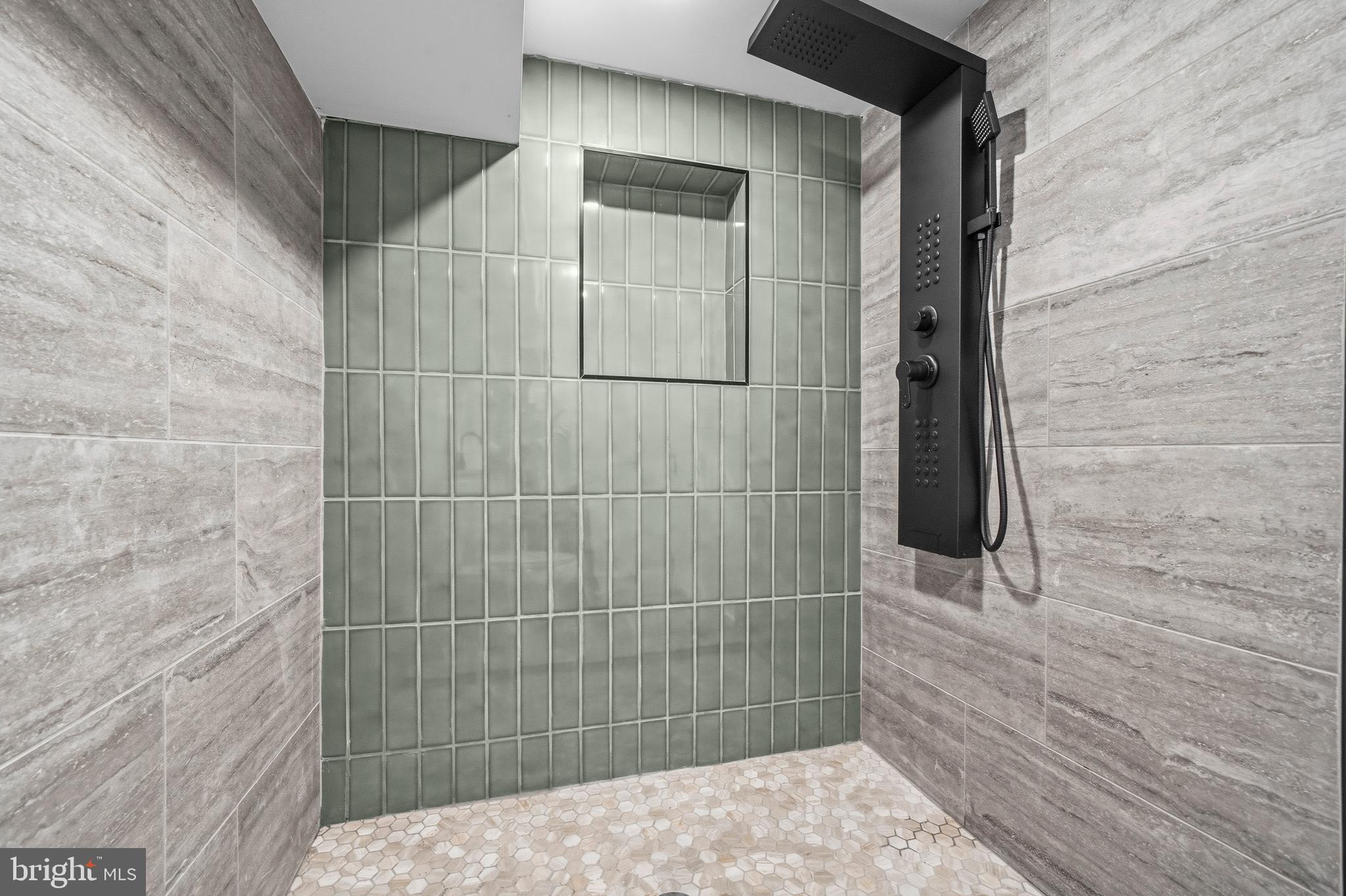 WASHINGTON SUBURBAN HOME - Residential