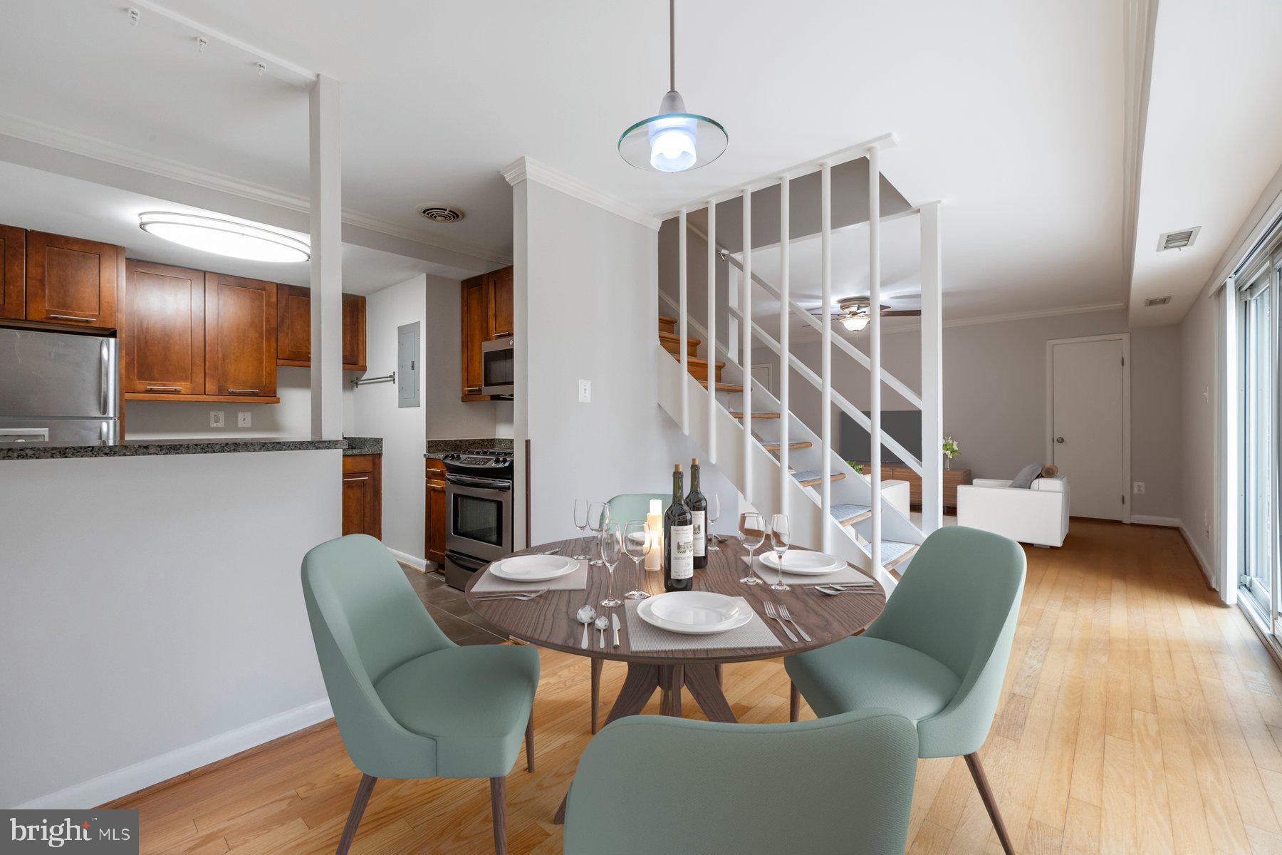 LONDON TERRACE - Residential Lease