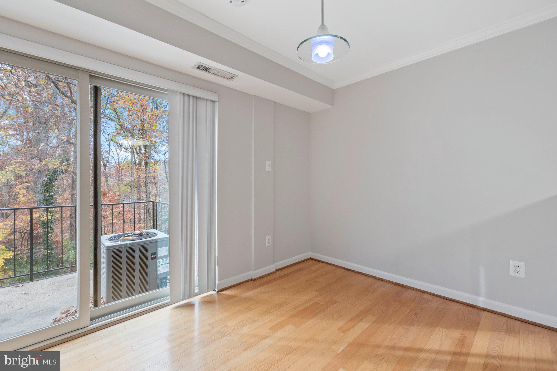 LONDON TERRACE - Residential Lease