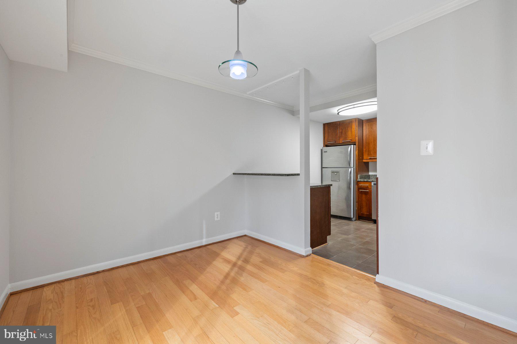 LONDON TERRACE - Residential Lease