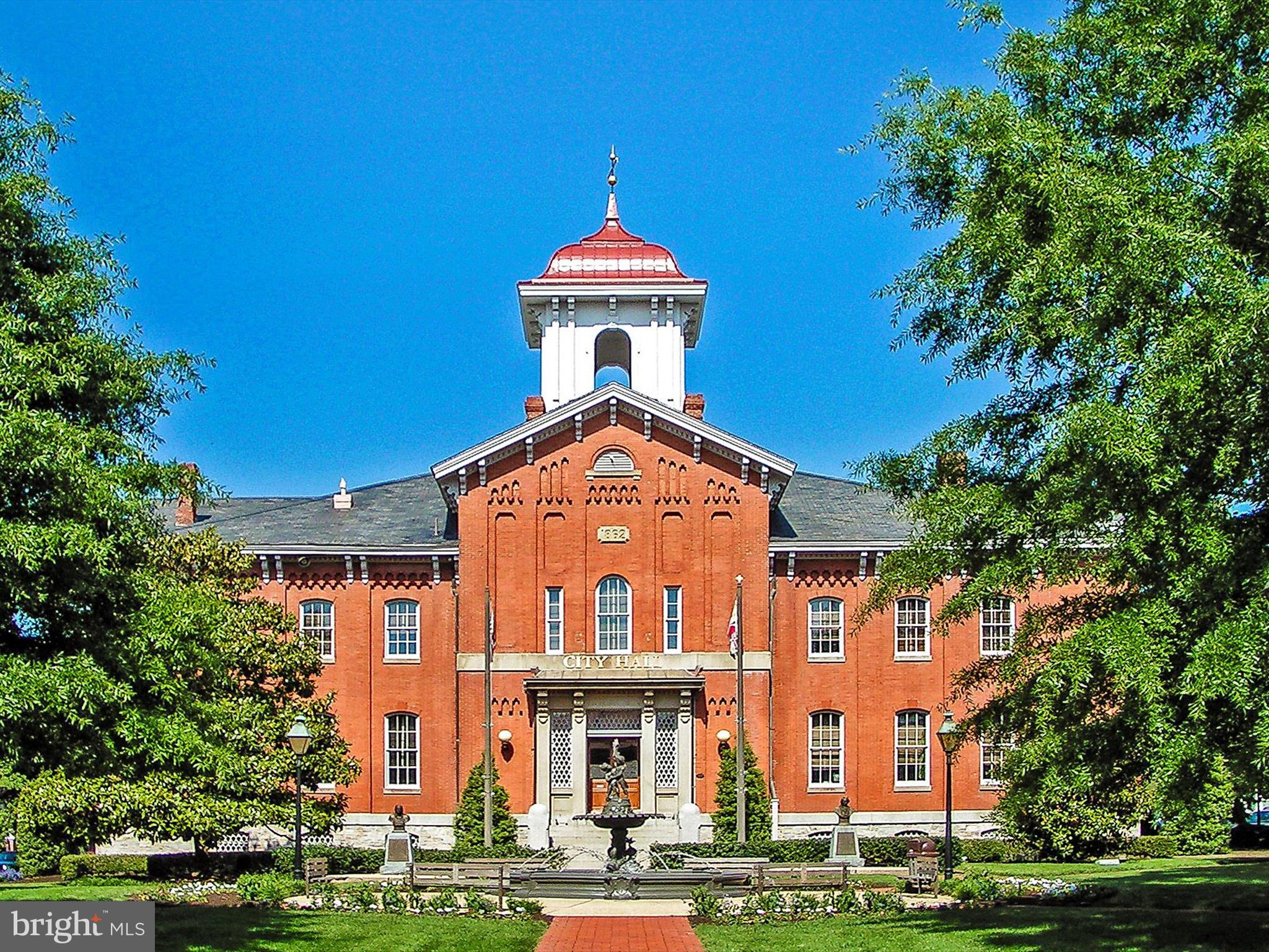 HOOD COLLEGE - Residential