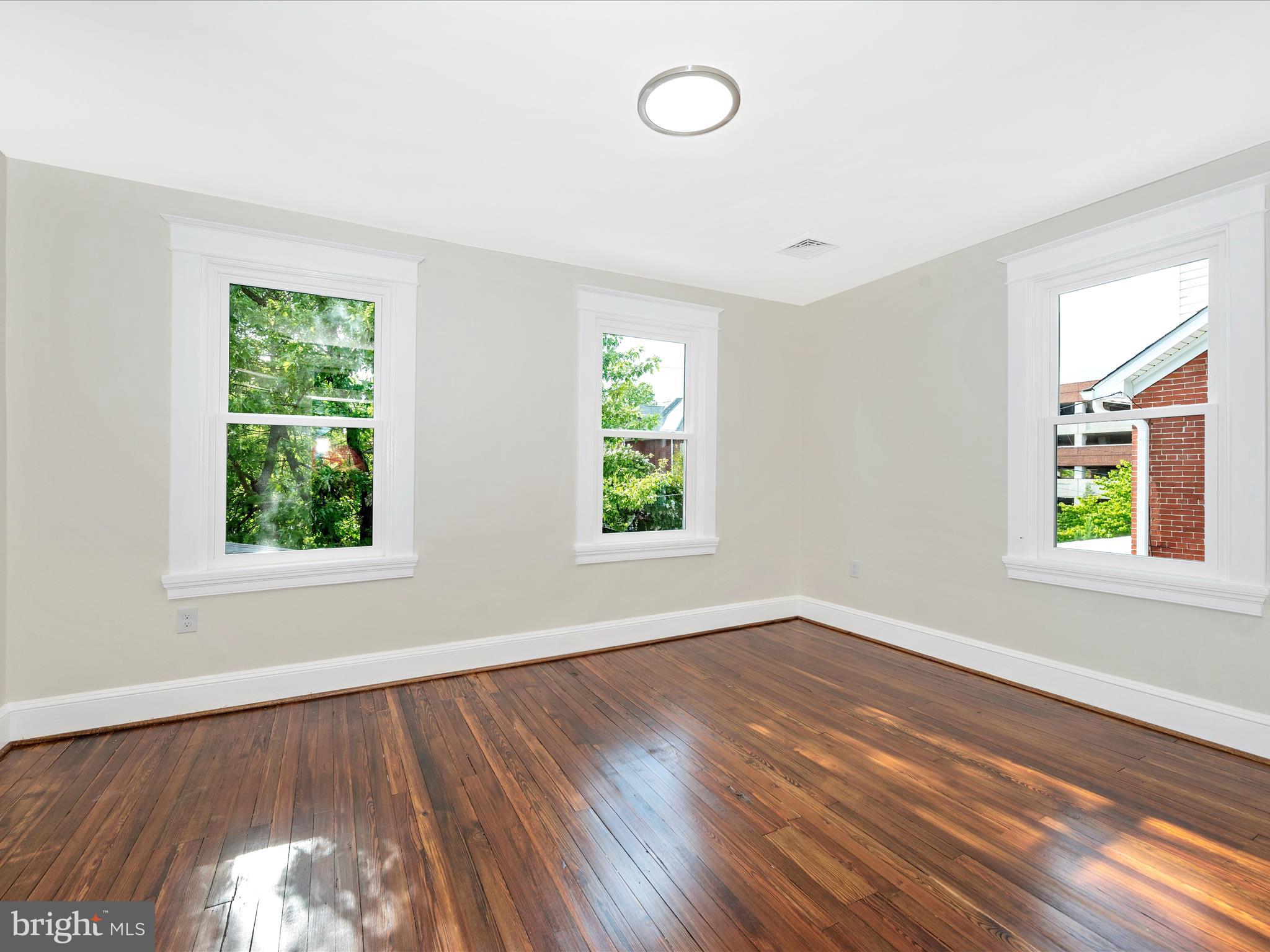 HOOD COLLEGE - Residential