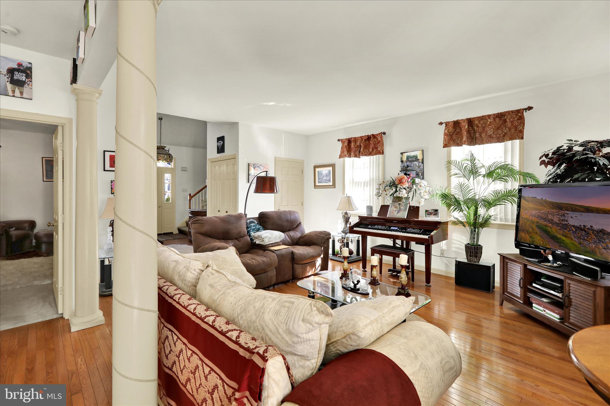 KISSEL HILL COMMONS - Residential