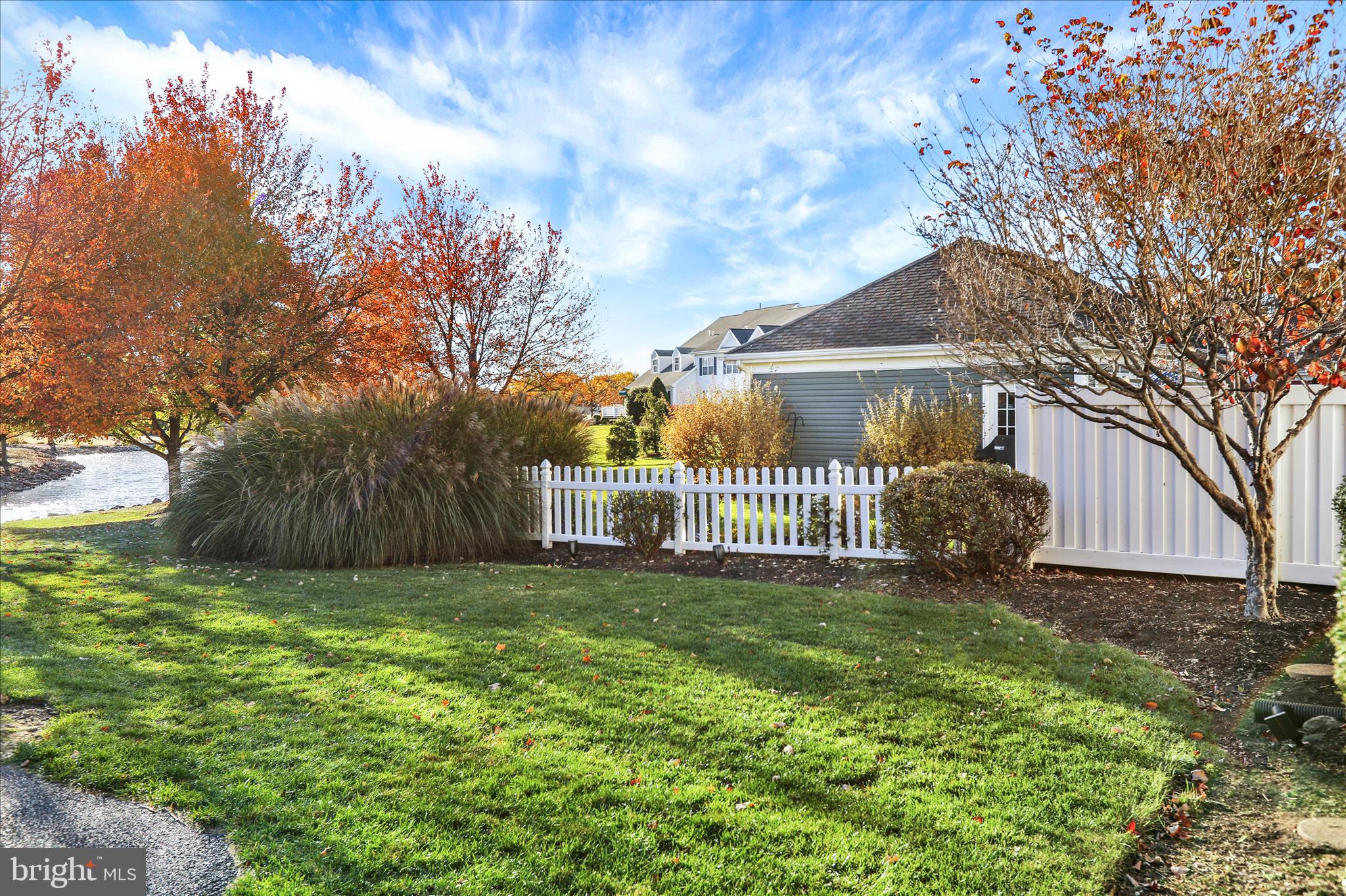 KISSEL HILL COMMONS - Residential