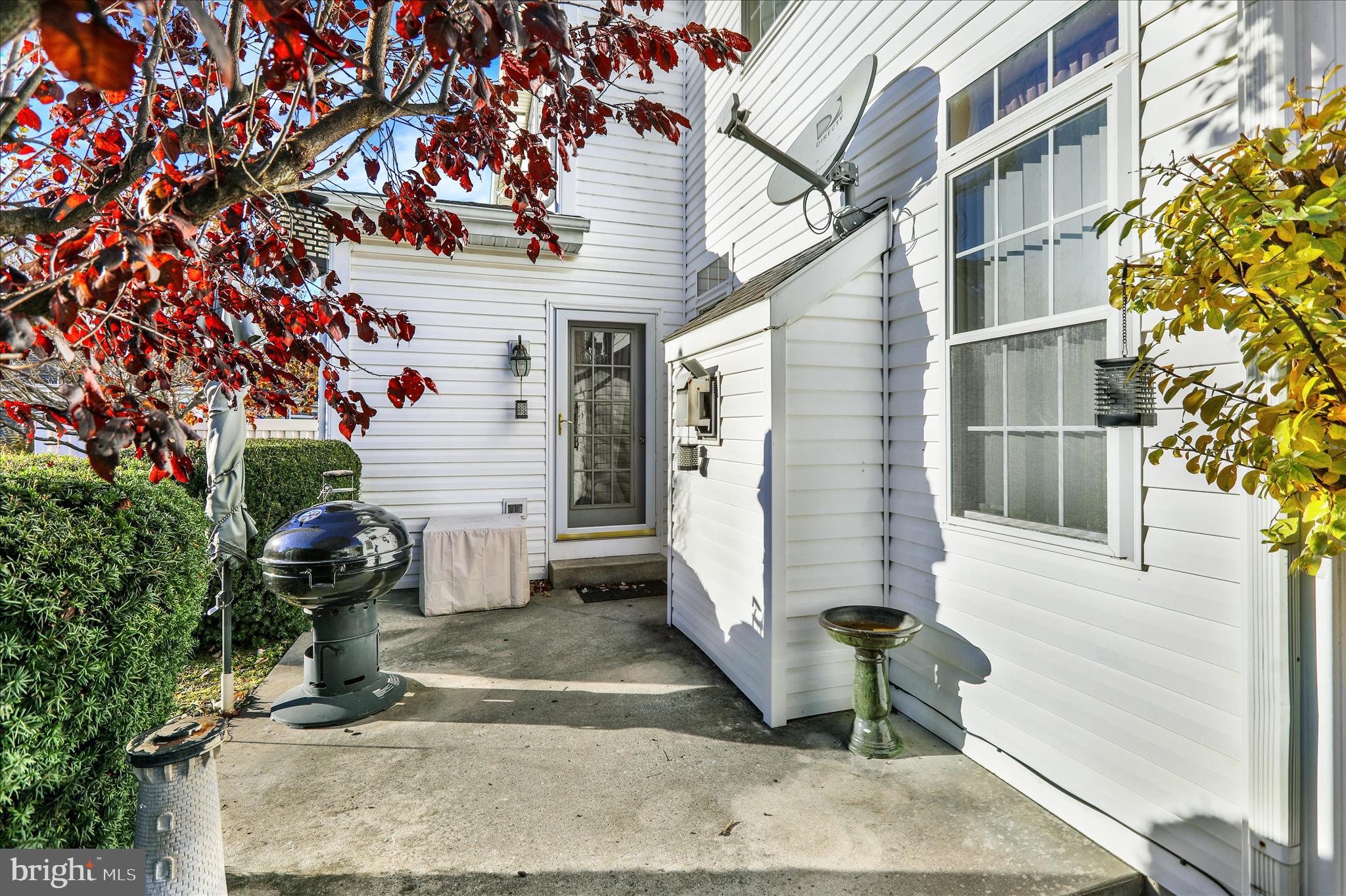 KISSEL HILL COMMONS - Residential