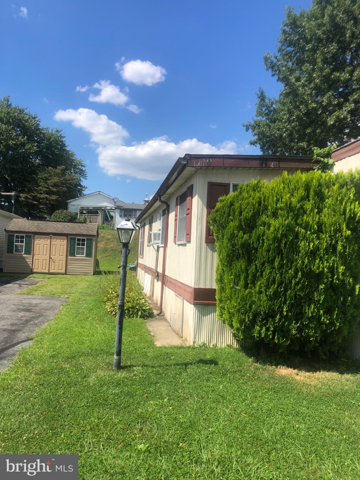104 RIDGEWOOD MNR