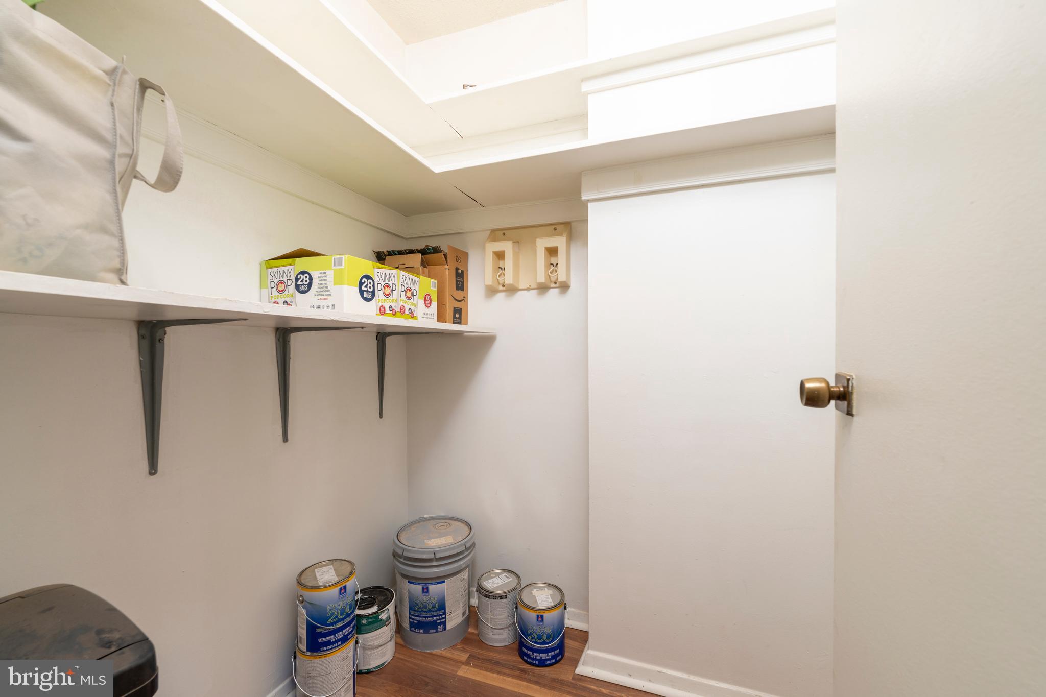 ROLAND PARK - Residential