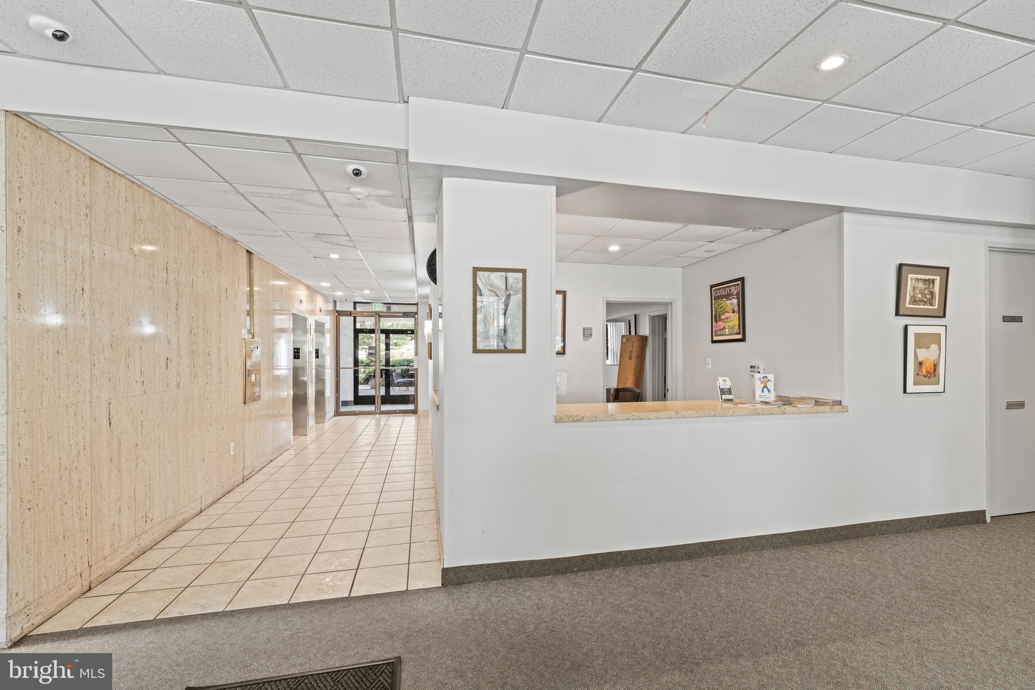 ROLAND PARK - Residential