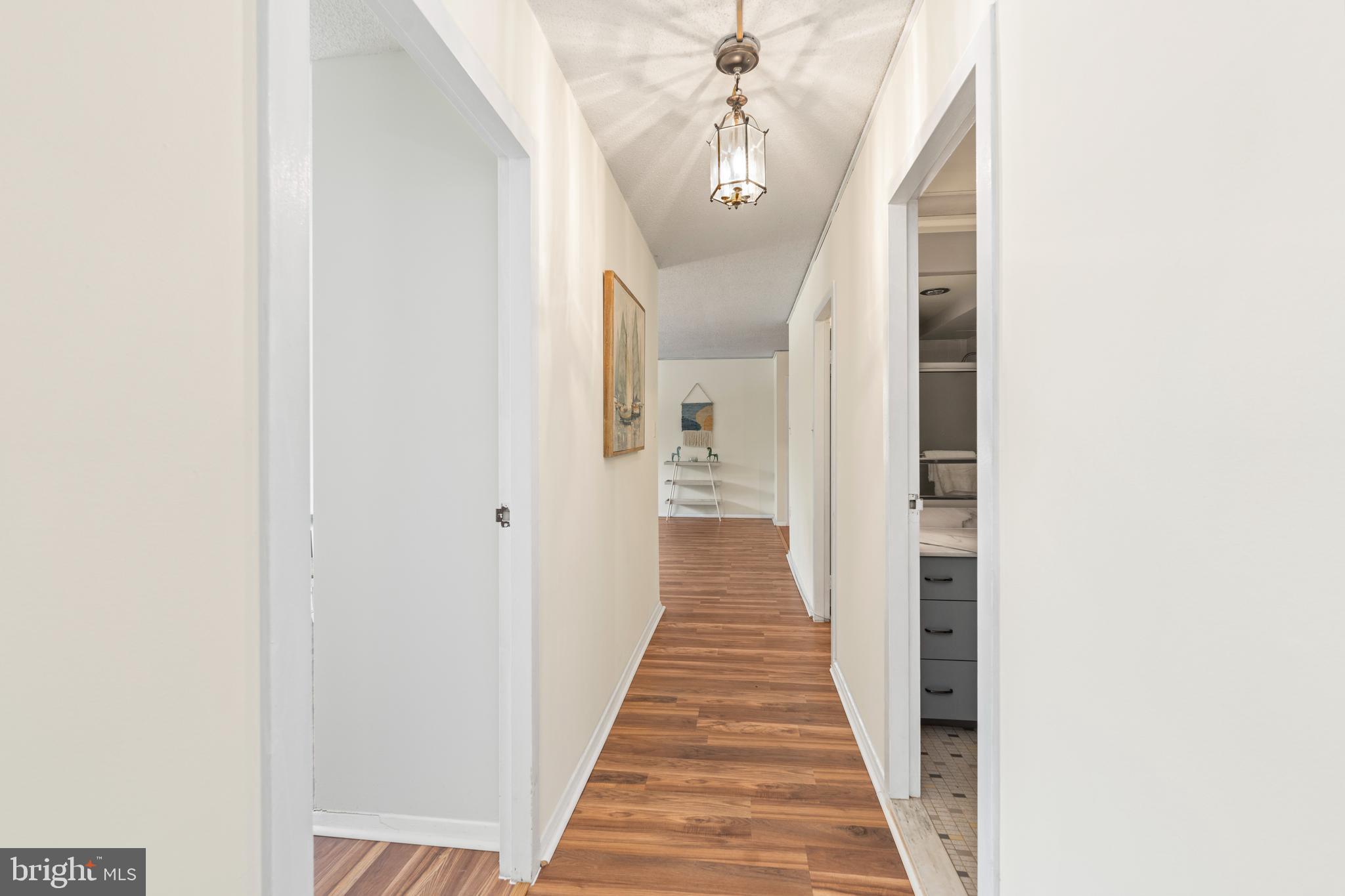 ROLAND PARK - Residential